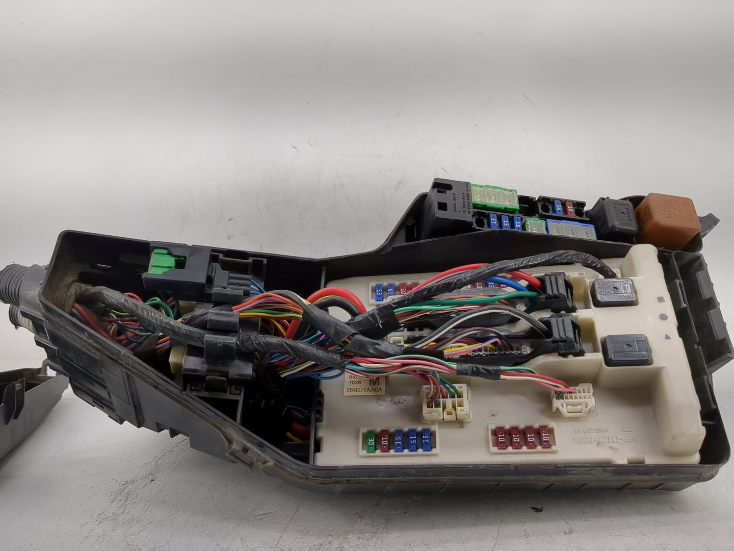 2008-2010 Nissan Altima Fusebox Fuse Box Panel Relay Module Fits Fits 2008 2009 2010 OEM Used Auto Parts - Oemusedautoparts1