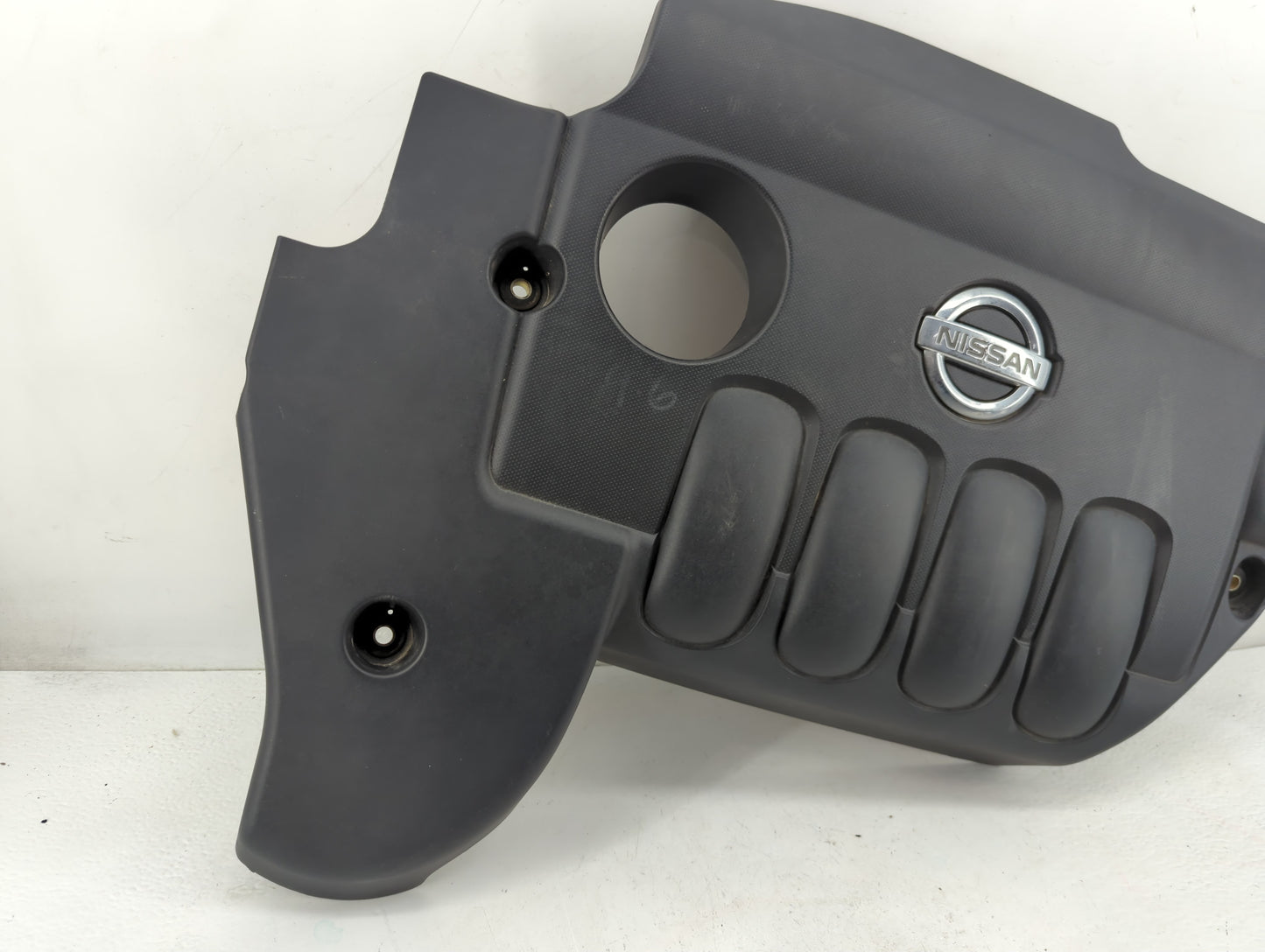 2008 Nissan Altima Engine Cover 1371140 - Oemusedautoparts1.com