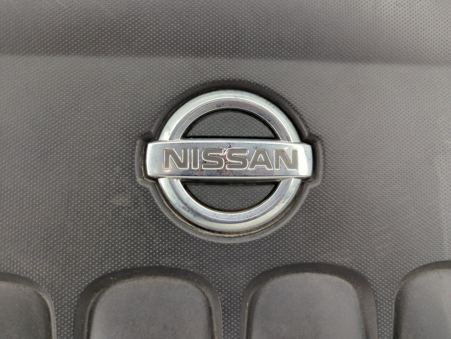 2008 Nissan Altima Engine Cover 1371140 - Oemusedautoparts1.com