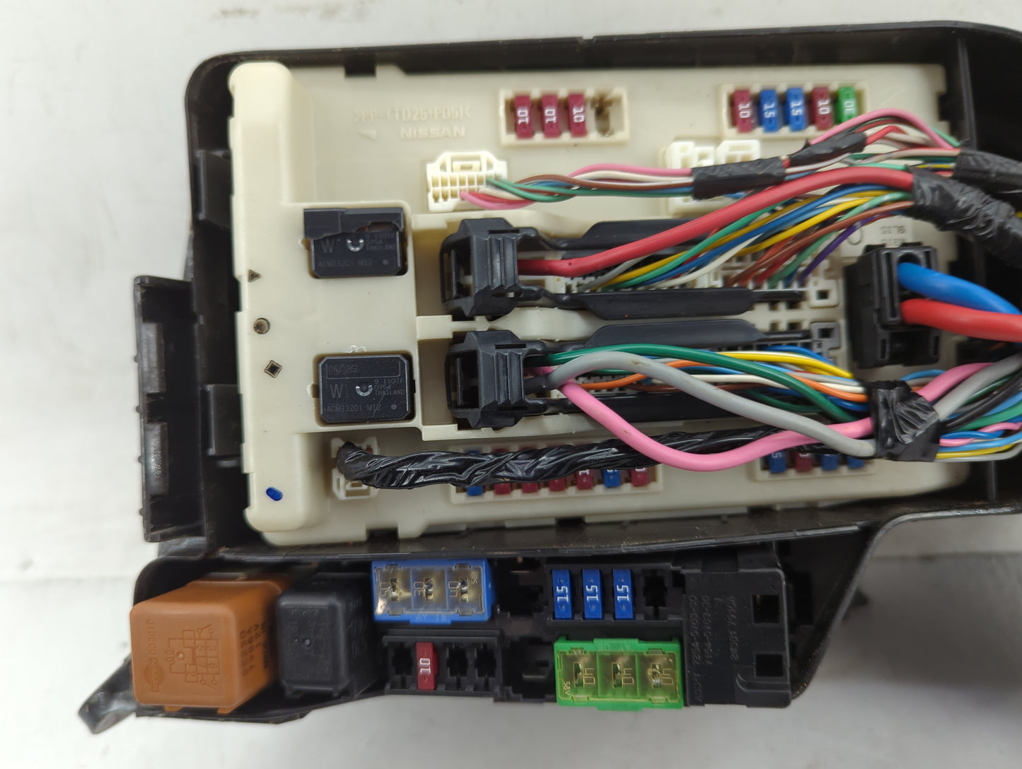 2008-2010 Nissan Altima Fusebox Fuse Box Panel Relay Module P/N:7154-9164-30 Fits Fits 2008 2009 2010 OEM Used Auto Parts - 
