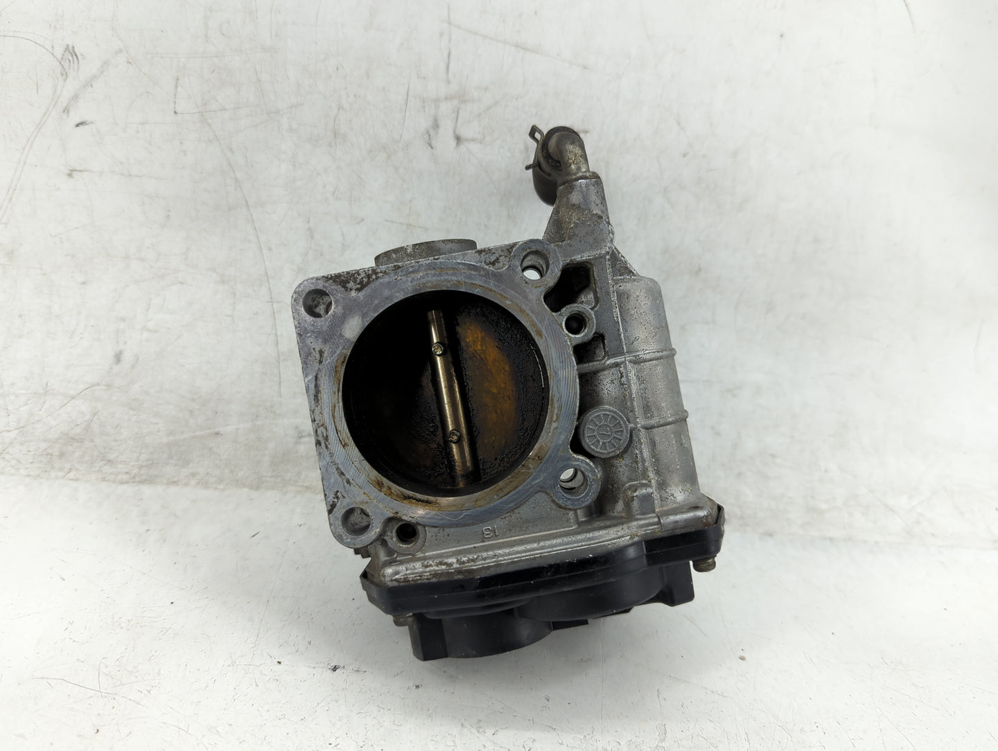 2007-2013 Nissan Altima Throttle Body P/N:526-01 Fits Fits 2007 2008 2009 2010 2011 2012 2013 OEM Used Auto Parts - Oemuseda