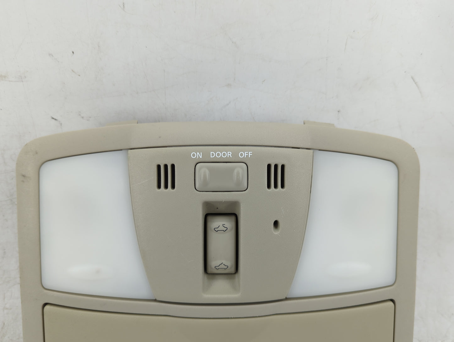2008 Nissan Altima Overhead Roof Console - Oemusedautoparts1.com