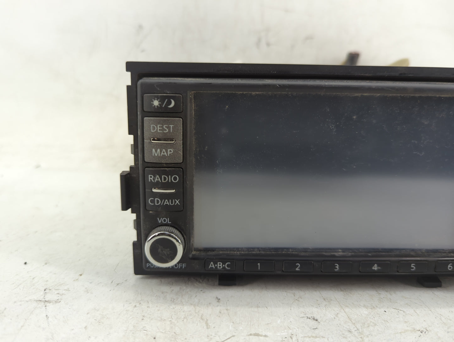 2008-2009 Nissan Altima Radio AM FM Cd Player Receiver Replacement P/N:25915 JA00B Fits Fits 2008 2009 OEM Used Auto Parts -
