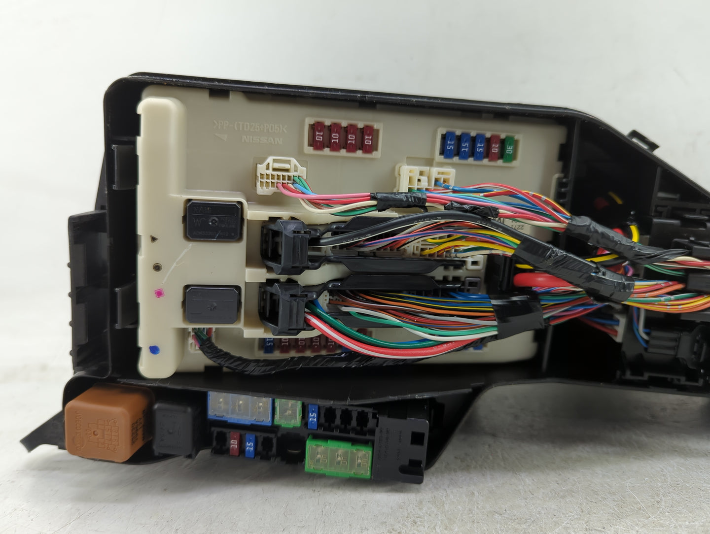 2008-2010 Nissan Altima Fusebox Fuse Box Panel Relay Module P/N:7154-9164-30 Fits Fits 2008 2009 2010 OEM Used Auto Parts - 