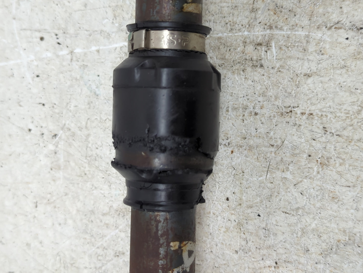 2007-2013 Nissan Altima Axle Shaft Front Passenger Cv C/v - Oemusedautoparts1.com