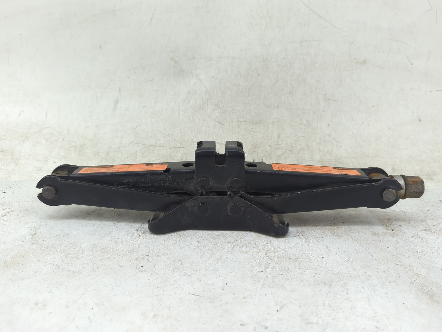 2008 Nissan Altima Spare Scissor Car Jack 1460305 - Oemusedautoparts1.com