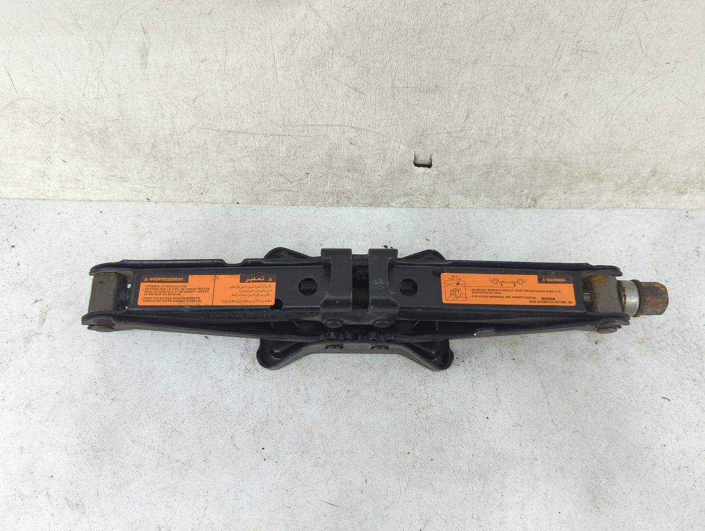 2008 Nissan Altima Spare Scissor Car Jack 1460305 - Oemusedautoparts1.com