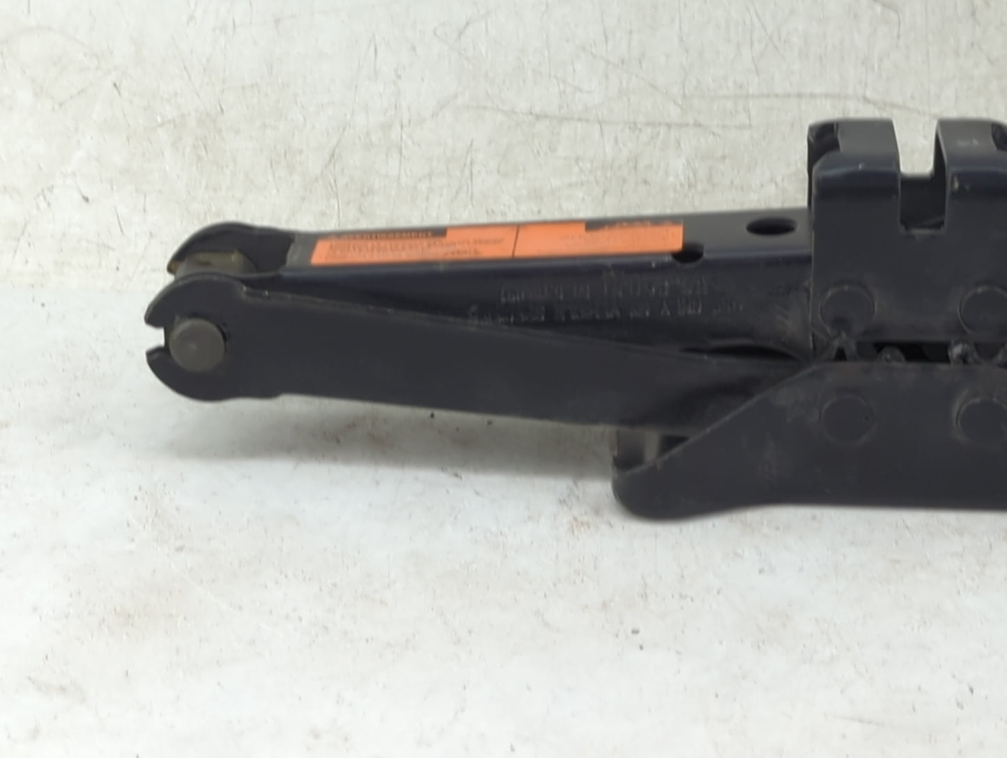 2008 Nissan Altima Spare Scissor Car Jack 1460305 - Oemusedautoparts1.com