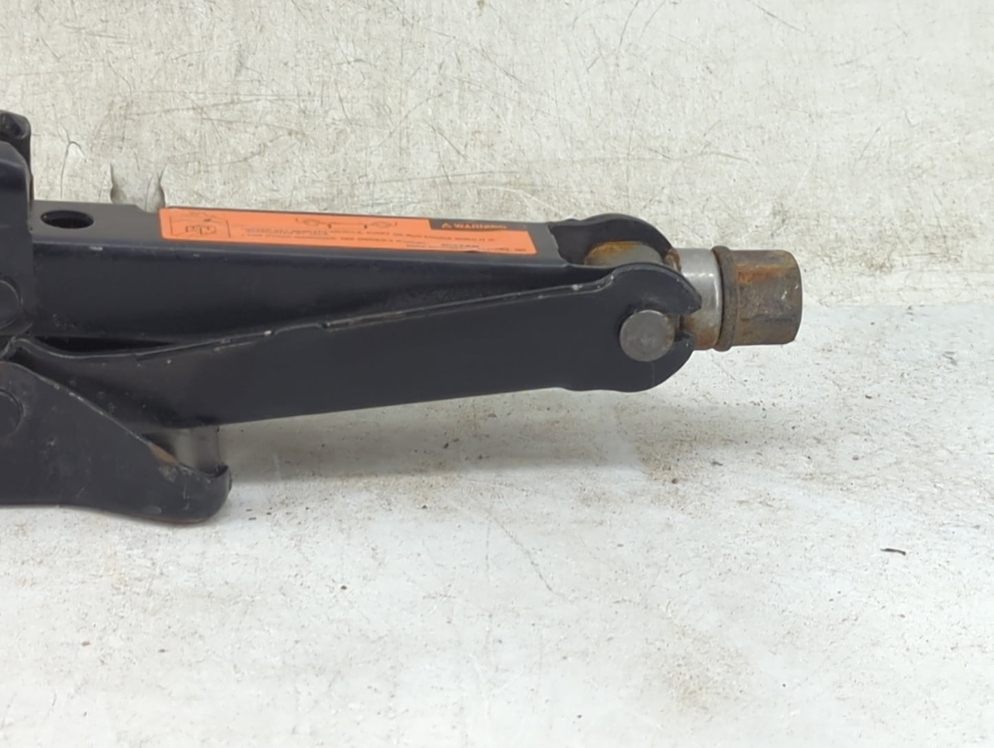 2008 Nissan Altima Spare Scissor Car Jack 1460305 - Oemusedautoparts1.com