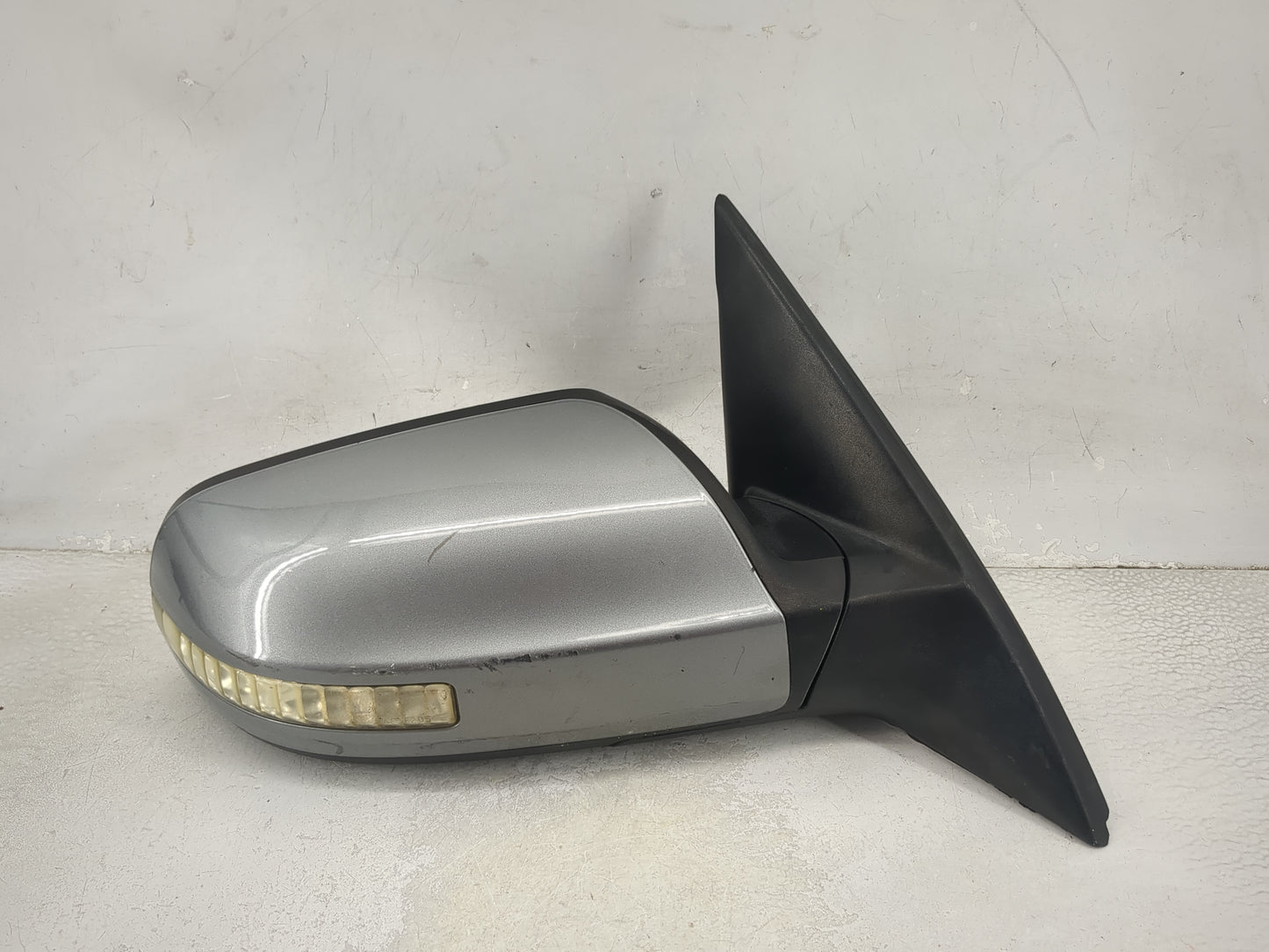 2007-2012 Nissan Altima Passenger Side View Mirror - Right Door Mirror OEM Used - Oemusedautoparts1.com