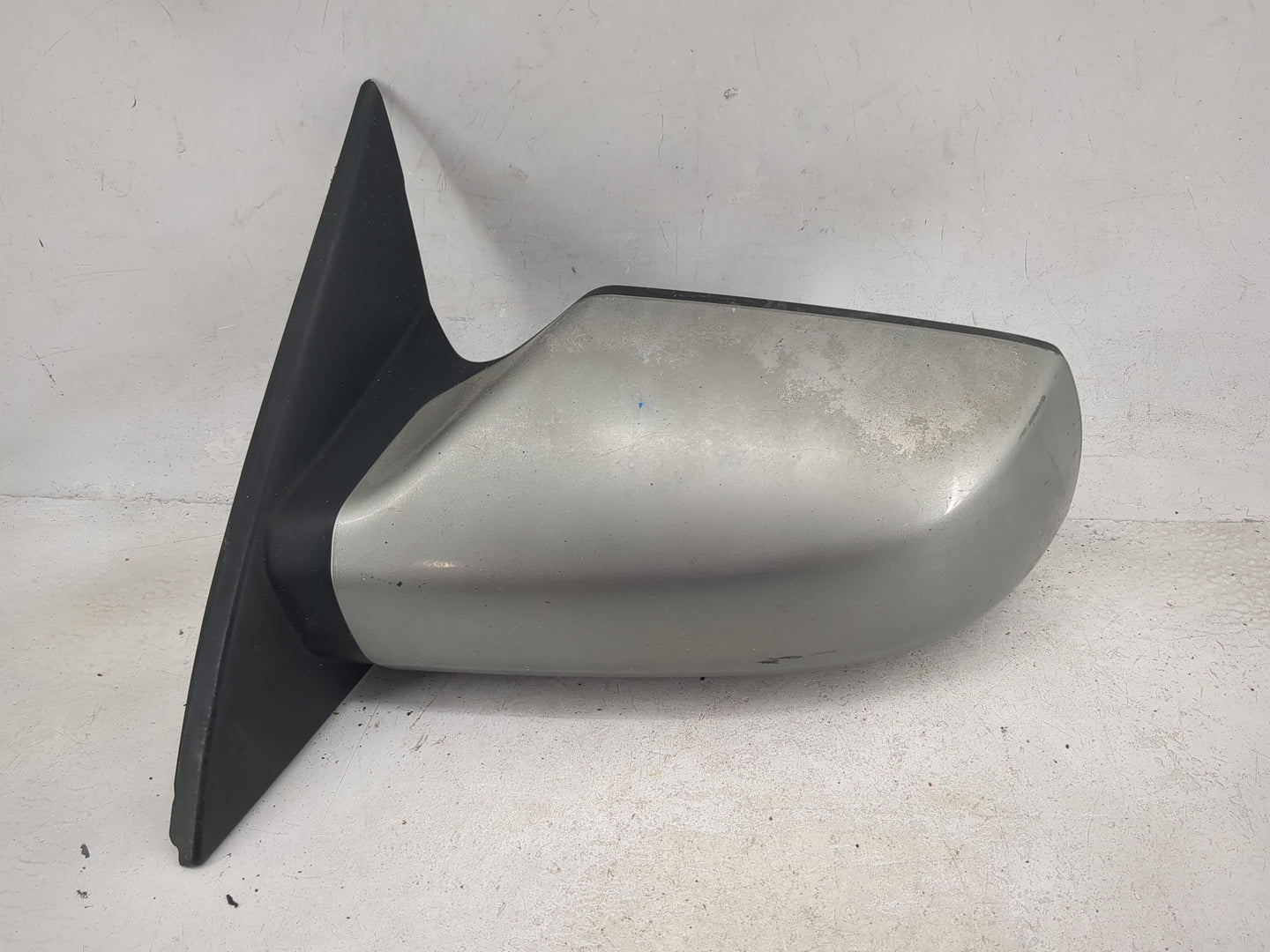 2007-2012 Nissan Altima Driver Side View Mirror - Left Door Mirror OEM Used - Oemusedautoparts1.com