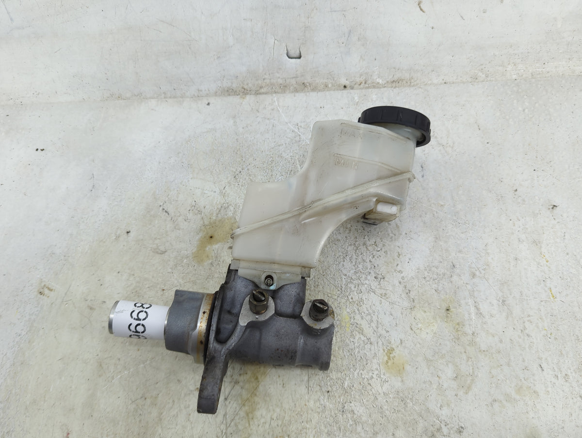 2007-2013 Nissan Altima Brake Master Cylinder 1496680 - Oemusedautoparts1.com