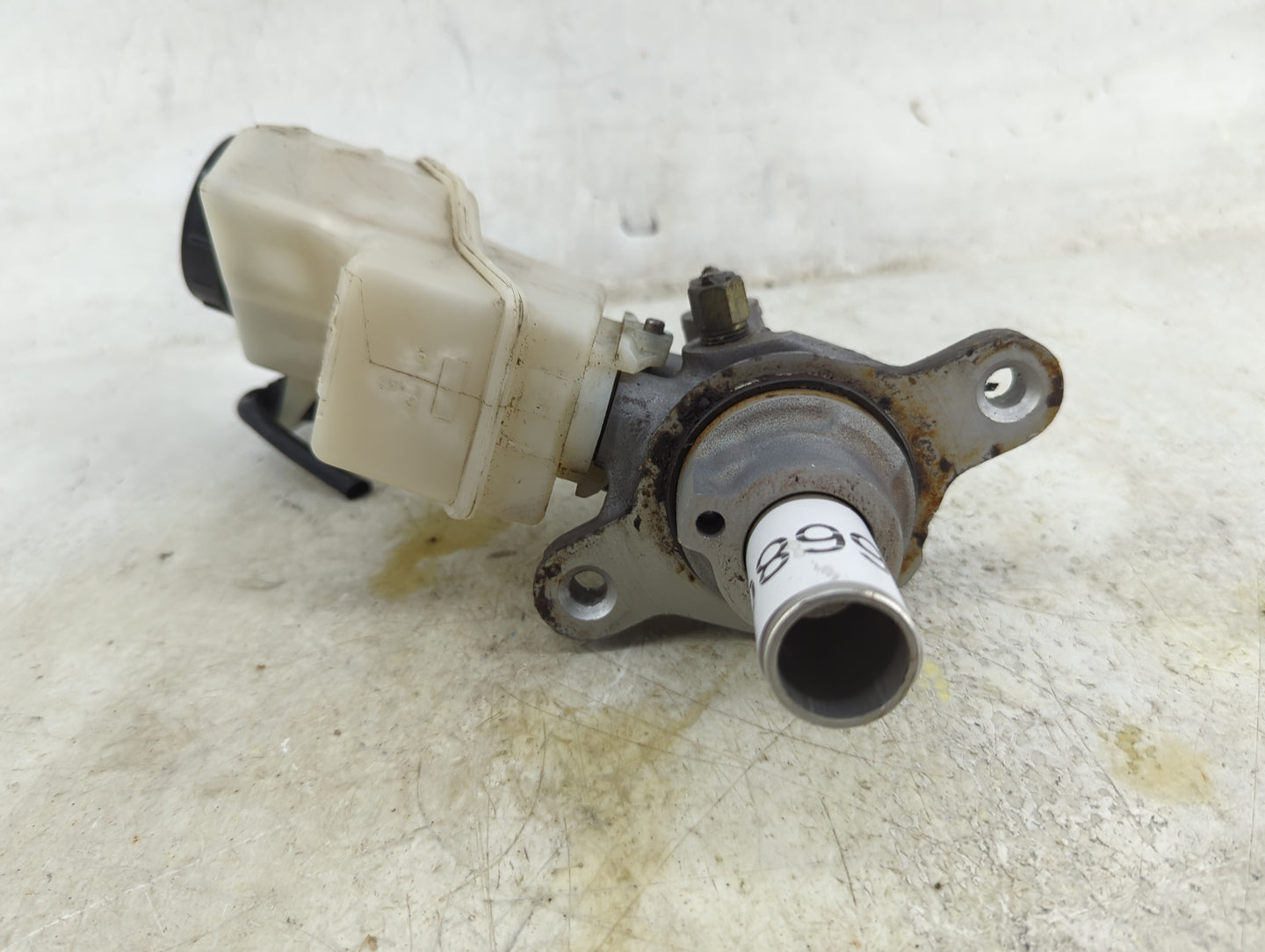2007-2013 Nissan Altima Brake Master Cylinder 1496680 - Oemusedautoparts1.com