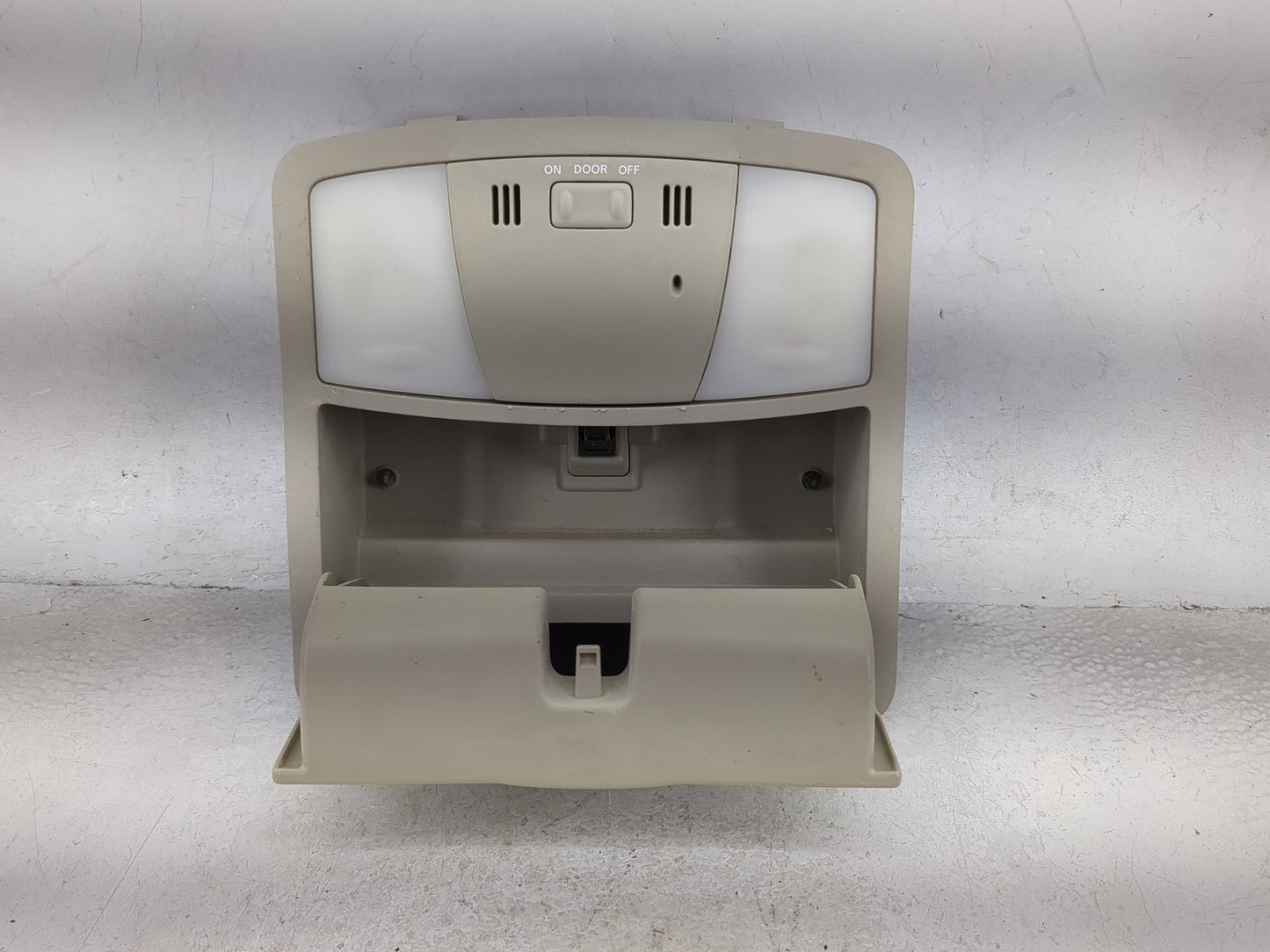 2008 Nissan Altima Overhead Roof Console Tan - Oemusedautoparts1.com