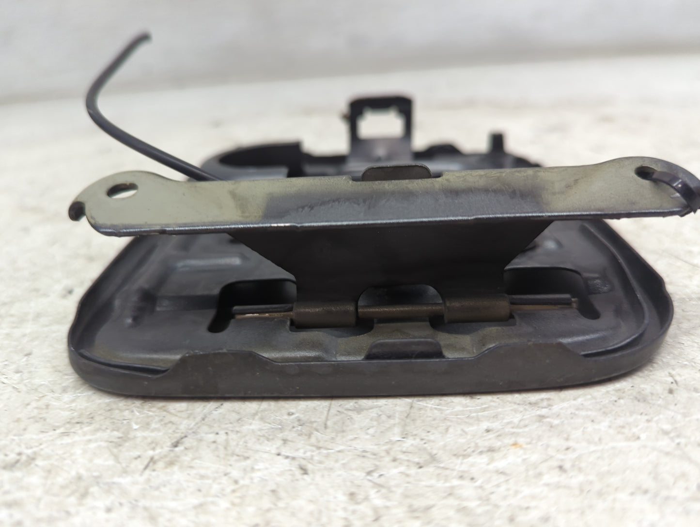 2008 Nissan Altima Fuel Tank Door Lid Gas Tank Gray - Oemusedautoparts1.com