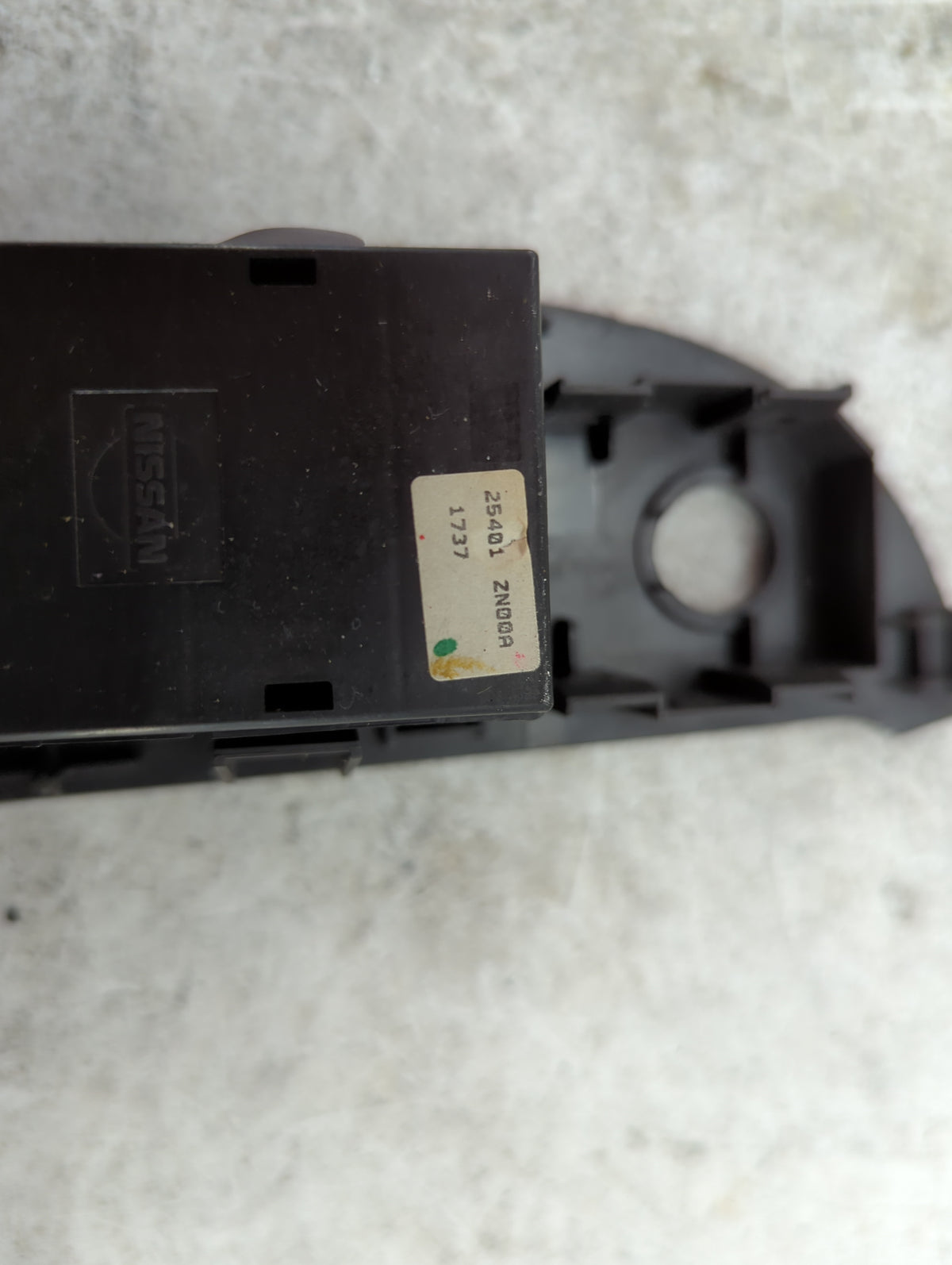 2008-2013 Nissan Altima Driver Left Door Master Power Window Switch 1507698 - Oemusedautoparts1.com