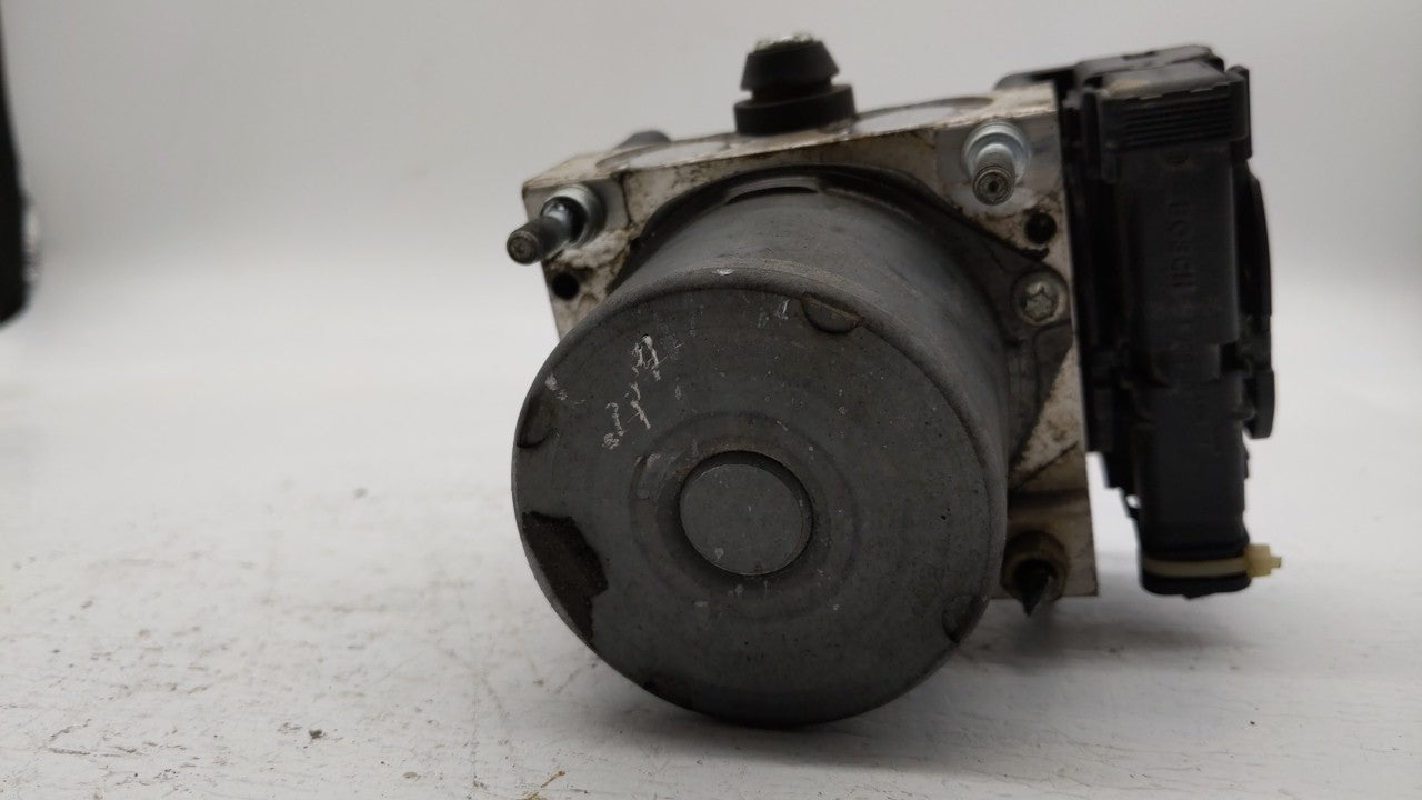 2008-2009 Nissan Altima ABS Pump Control Module Replacement P/N:47660 1B10A 47660 JB10A Fits Fits 2008 2009 OEM Used Auto Pa