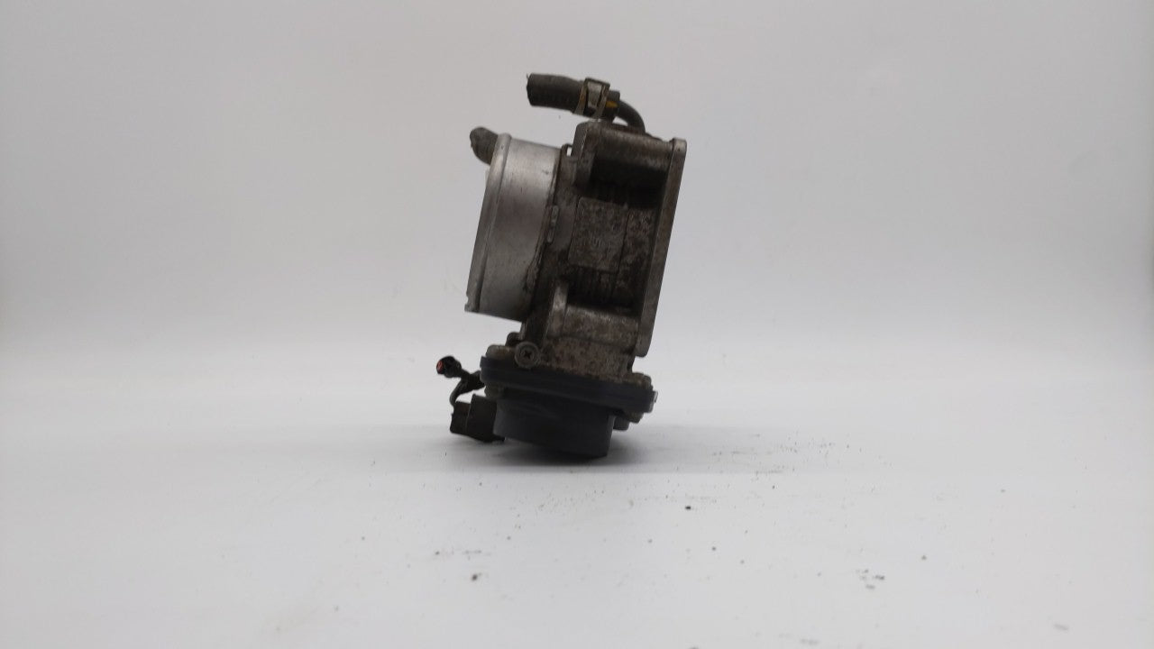 2007-2013 Nissan Altima Throttle Body P/N:RME60-15 Fits Fits 2007 2008 2009 2010 2011 2012 2013 OEM Used Auto Parts - Oemuse