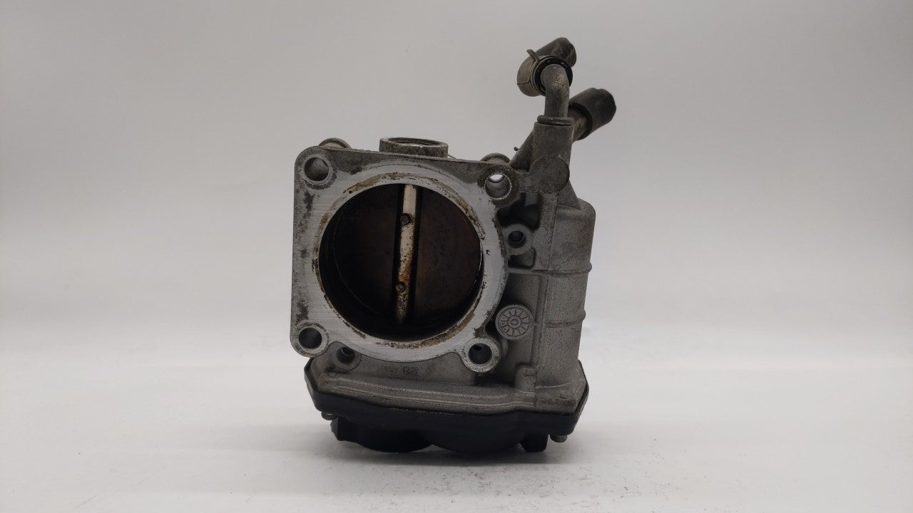 2007-2013 Nissan Altima Throttle Body P/N:RME60-15 Fits Fits 2007 2008 2009 2010 2011 2012 2013 OEM Used Auto Parts - Oemuse