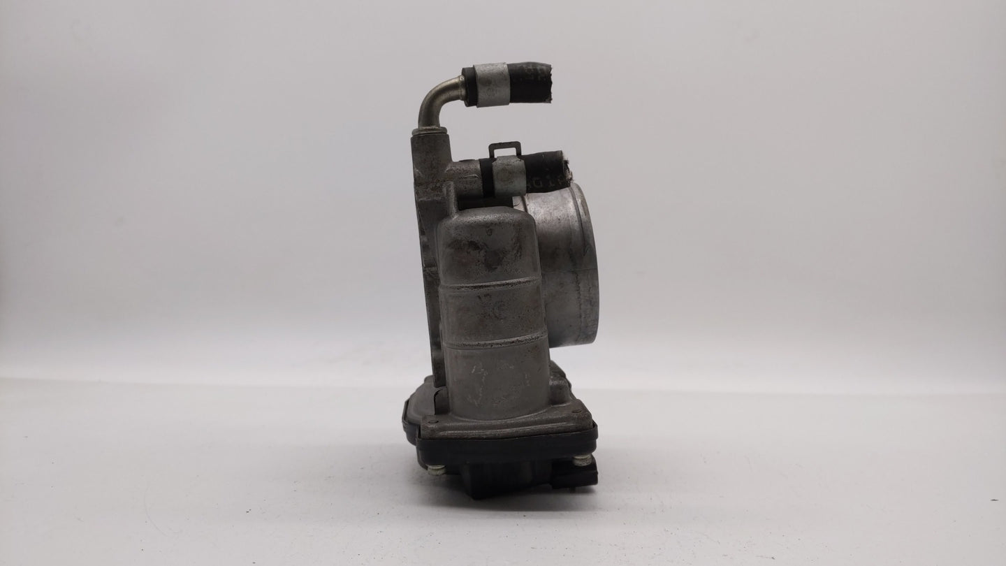 2007-2013 Nissan Altima Throttle Body P/N:RME60-15 Fits Fits 2007 2008 2009 2010 2011 2012 2013 OEM Used Auto Parts - Oemuse