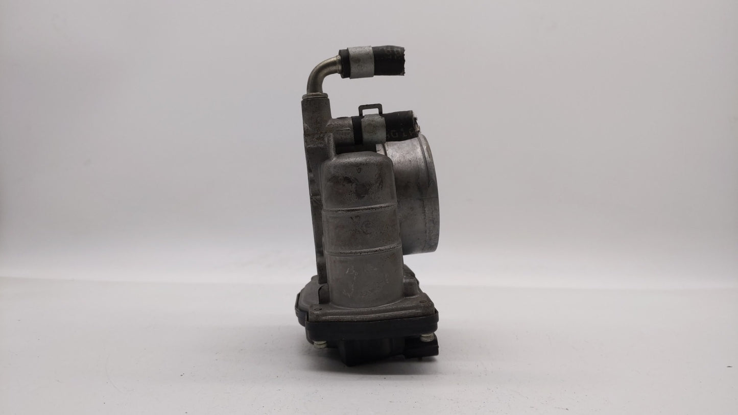 2007-2013 Nissan Altima Throttle Body P/N:RME60-15 Fits Fits 2007 2008 2009 2010 2011 2012 2013 OEM Used Auto Parts - Oemuse