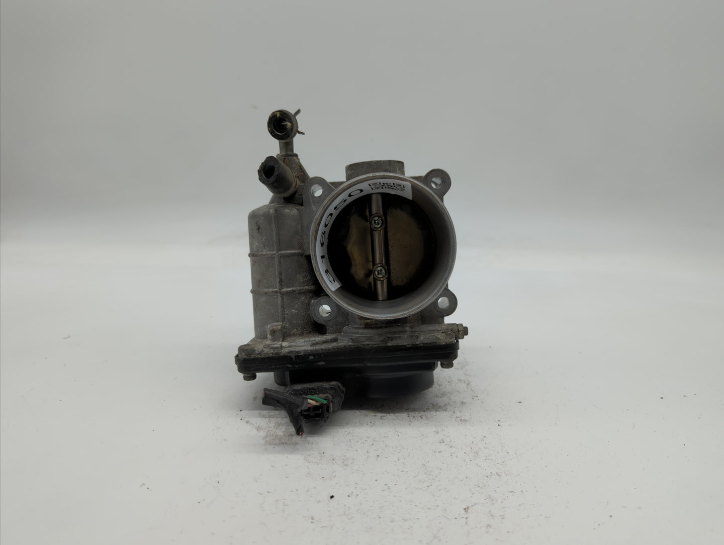 2007-2013 Nissan Altima Throttle Body P/N:526-01 RME60-15 Fits Fits 2007 2008 2009 2010 2011 2012 2013 OEM Used Auto Parts -