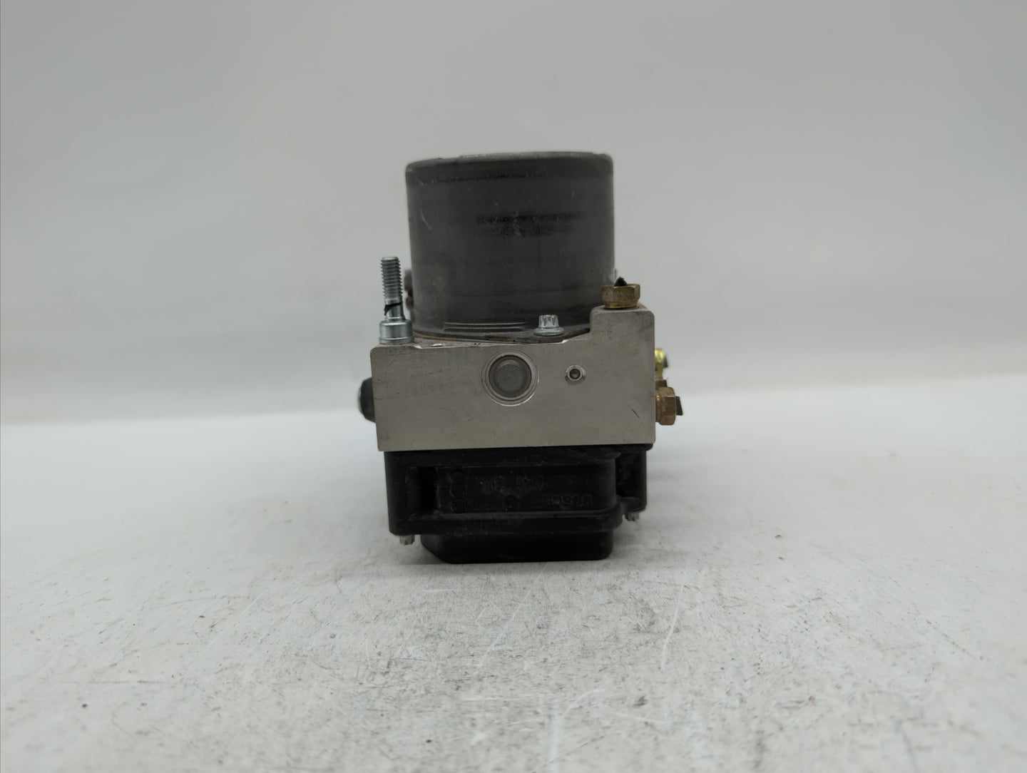 2008-2009 Nissan Altima ABS Pump Control Module Replacement P/N:47660 1B10A 47660 JB10A Fits Fits 2008 2009 OEM Used Auto Pa