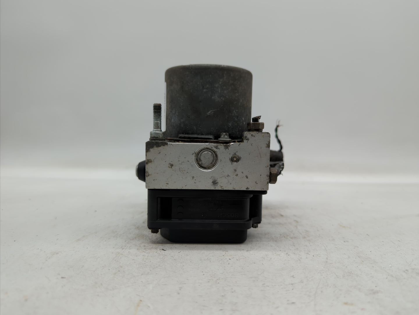 2008-2009 Nissan Altima ABS Pump Control Module Replacement P/N:47660 ZN00B Fits Fits 2008 2009 OEM Used Auto Parts - Oemuse