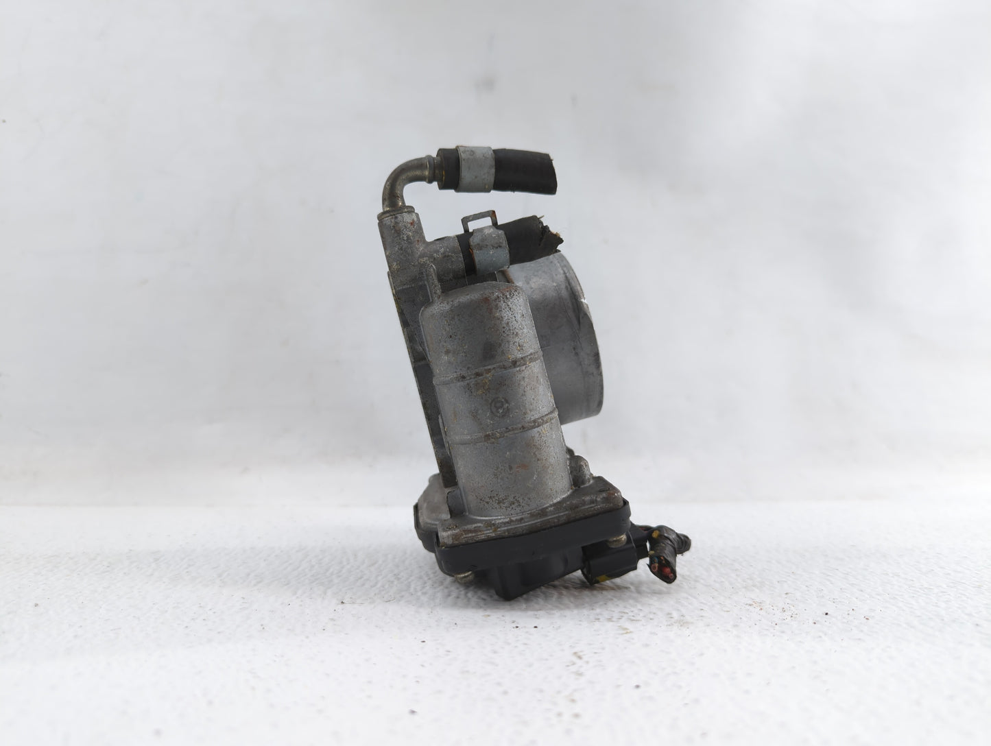 2007-2013 Nissan Altima Throttle Body P/N:526-01 RME60-15 Fits Fits 2007 2008 2009 2010 2011 2012 2013 OEM Used Auto Parts -