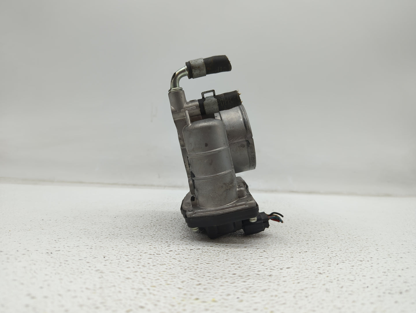 2007-2013 Nissan Altima Throttle Body P/N:526-01 RME60-15 Fits Fits 2007 2008 2009 2010 2011 2012 2013 OEM Used Auto Parts -