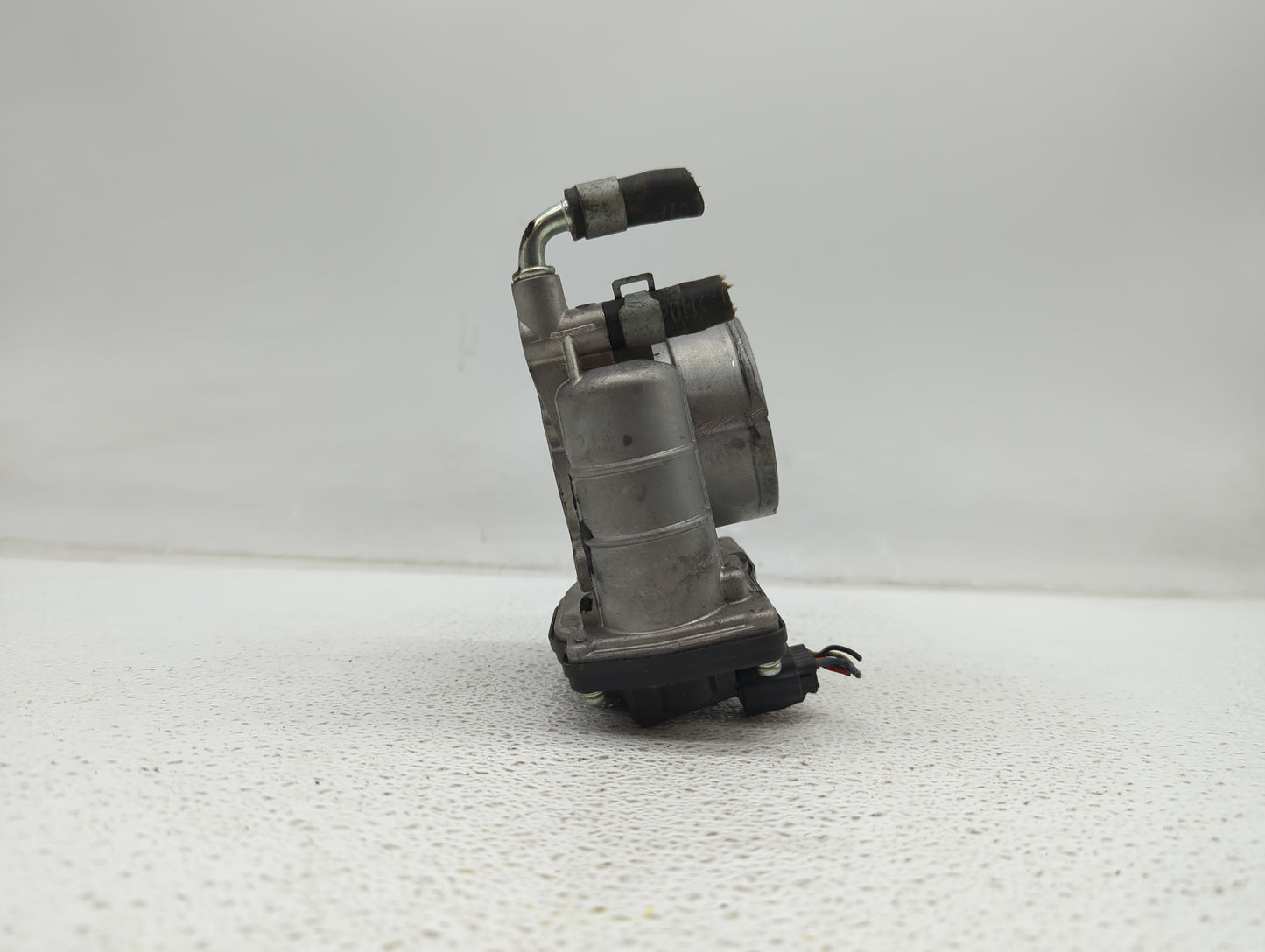 2007-2013 Nissan Altima Throttle Body P/N:526-01 RME60-15 Fits Fits 2007 2008 2009 2010 2011 2012 2013 OEM Used Auto Parts -