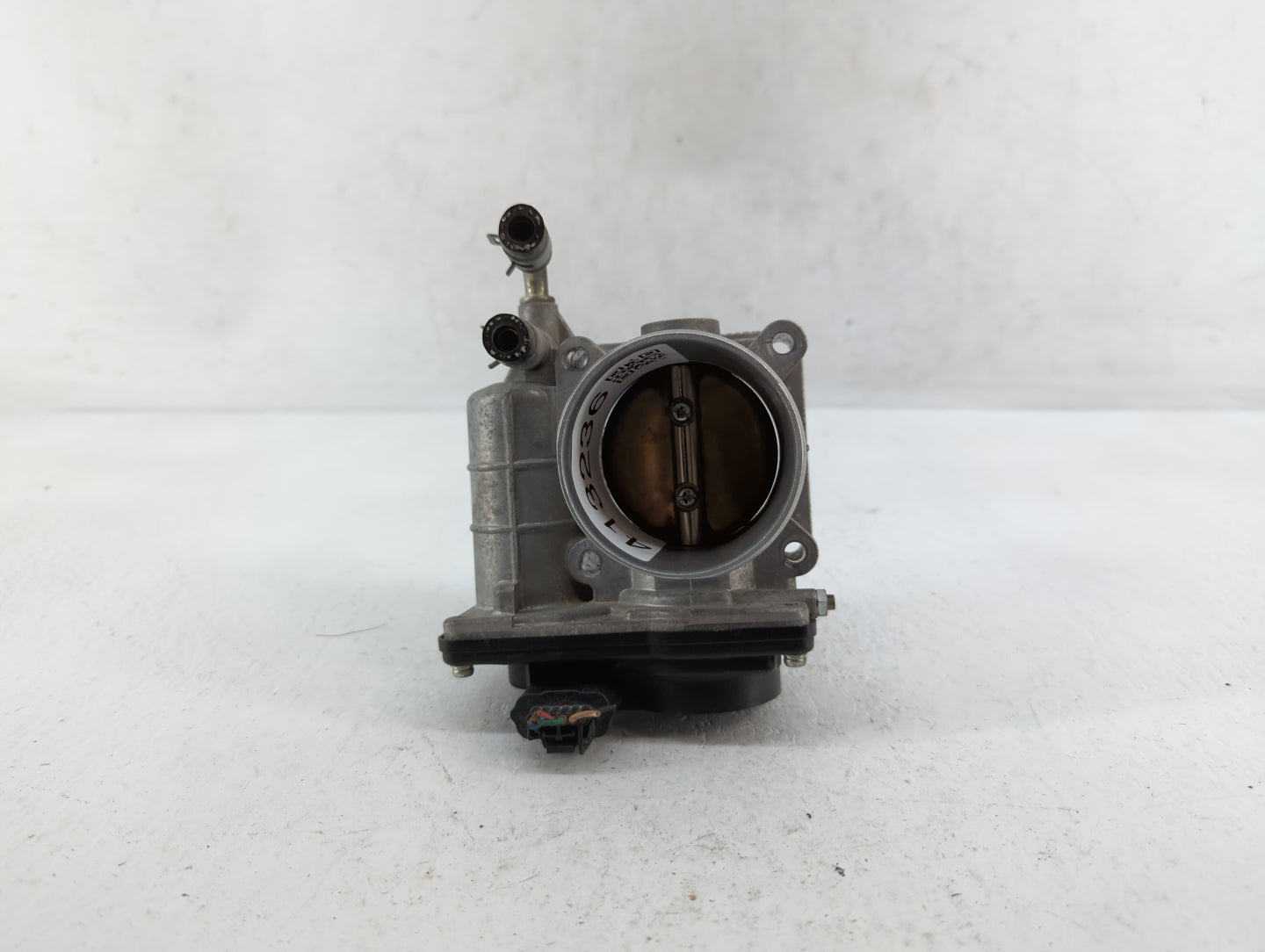 2007-2013 Nissan Altima Throttle Body P/N:526-01 RME60-15 Fits Fits 2007 2008 2009 2010 2011 2012 2013 OEM Used Auto Parts -