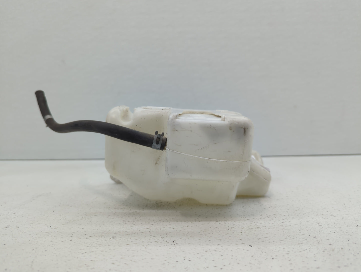 2007-2013 Nissan Altima Radiator Coolant Overflow Expansion Tank Bottle - Oemusedautoparts1.com