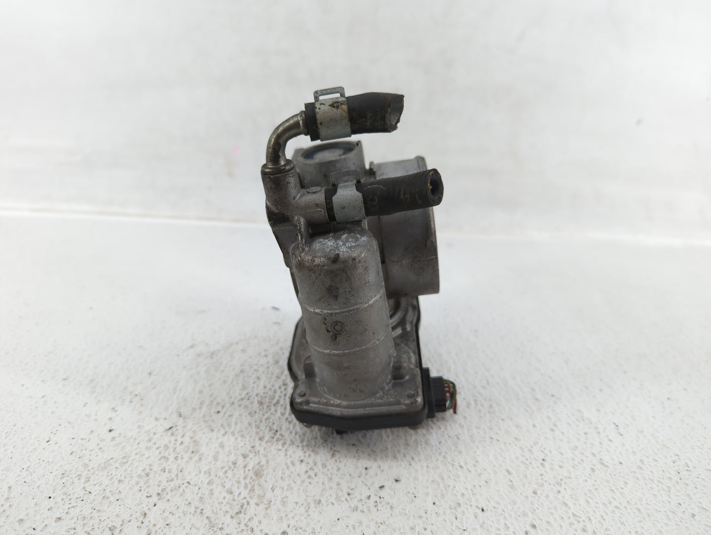 2007-2013 Nissan Altima Throttle Body P/N:RME60-15 RME60-13, 526-01 Fits Fits 2007 2008 2009 2010 2011 2012 2013 OEM Used Au