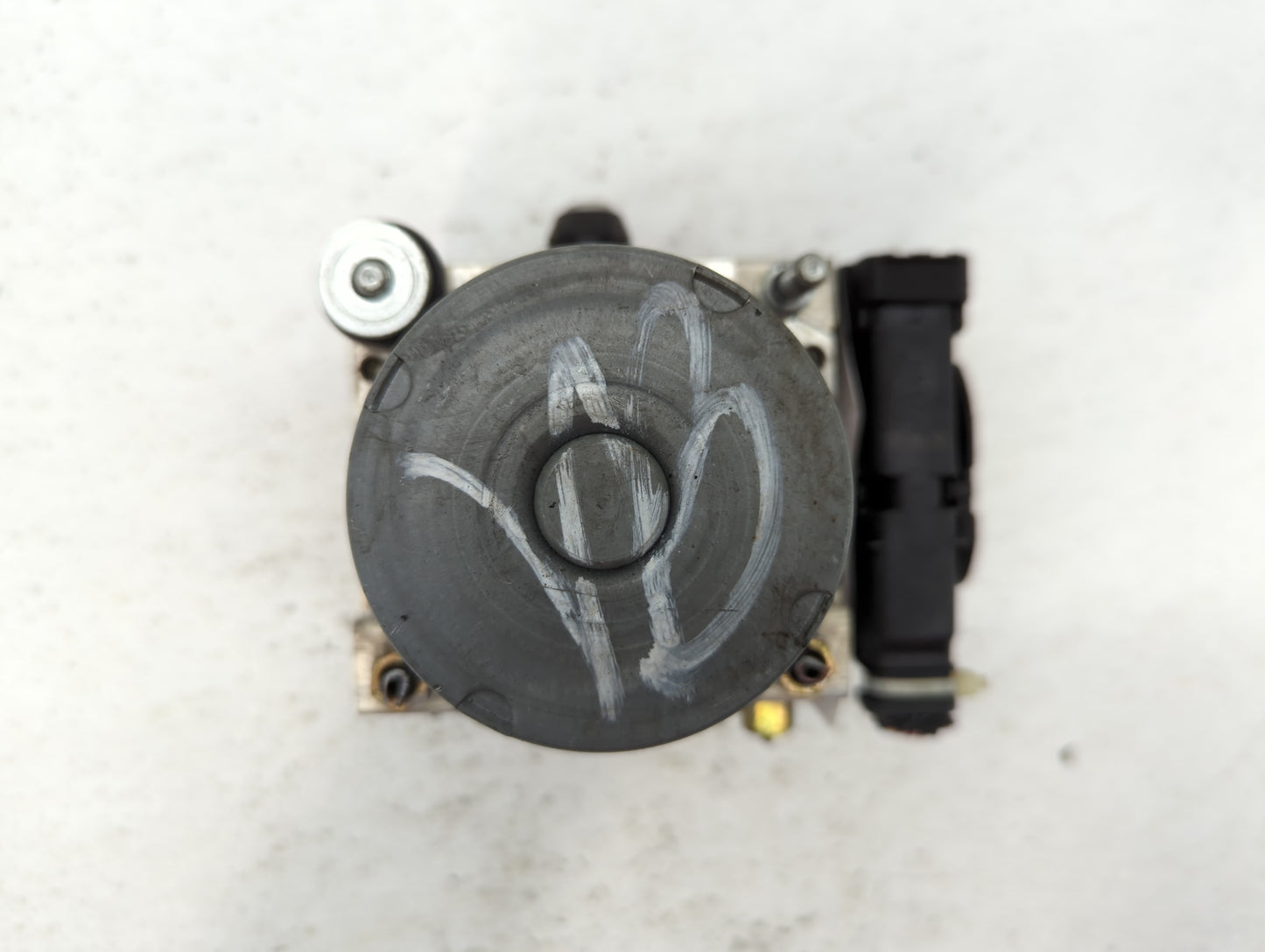 2008-2010 Nissan Altima ABS Pump Control Module Replacement P/N:47660 ZN00B Fits Fits 2008 2009 2010 OEM Used Auto Parts - O