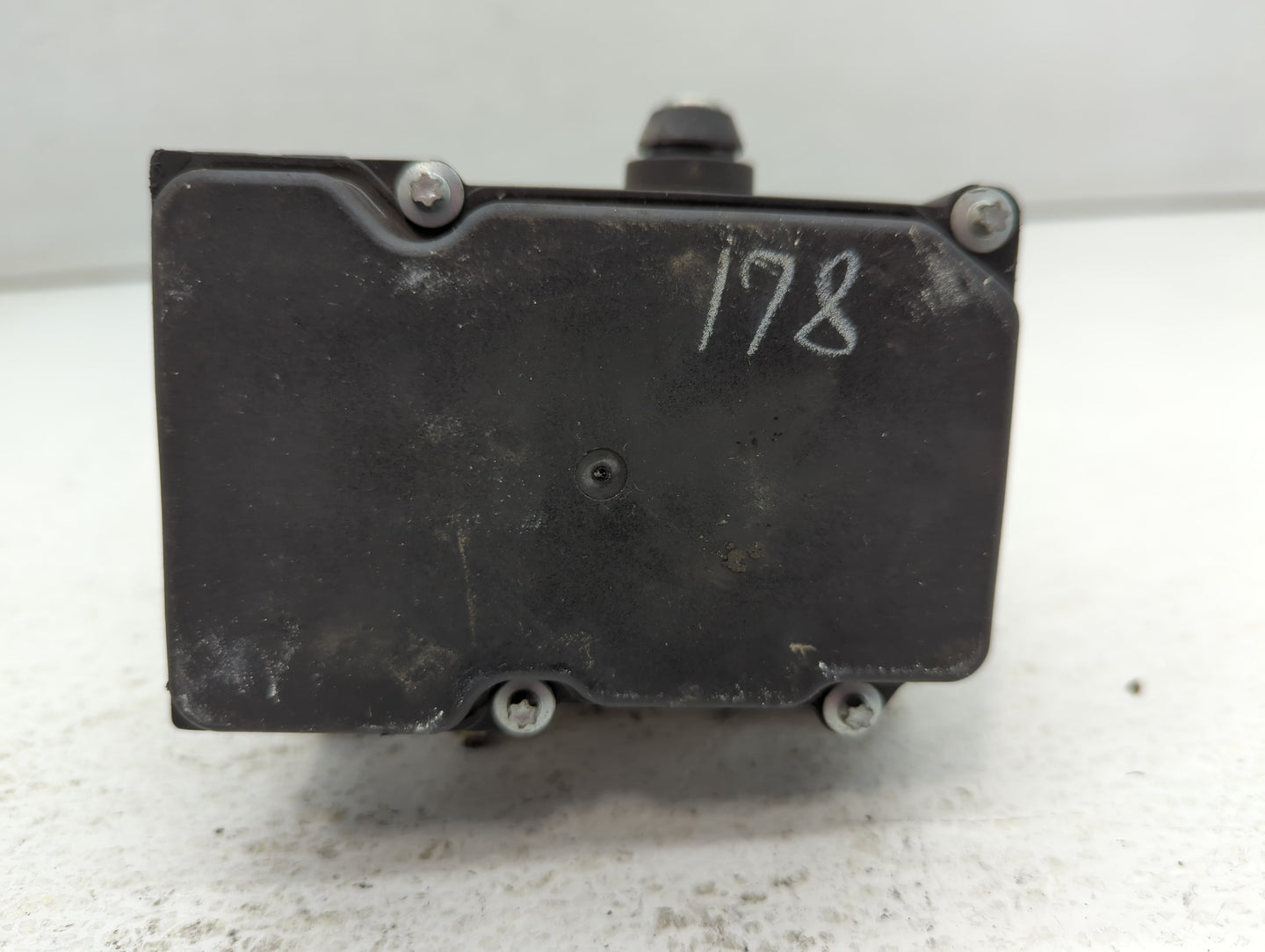 2008-2010 Nissan Altima ABS Pump Control Module Replacement P/N:47660 ZN00B Fits Fits 2008 2009 2010 OEM Used Auto Parts - O