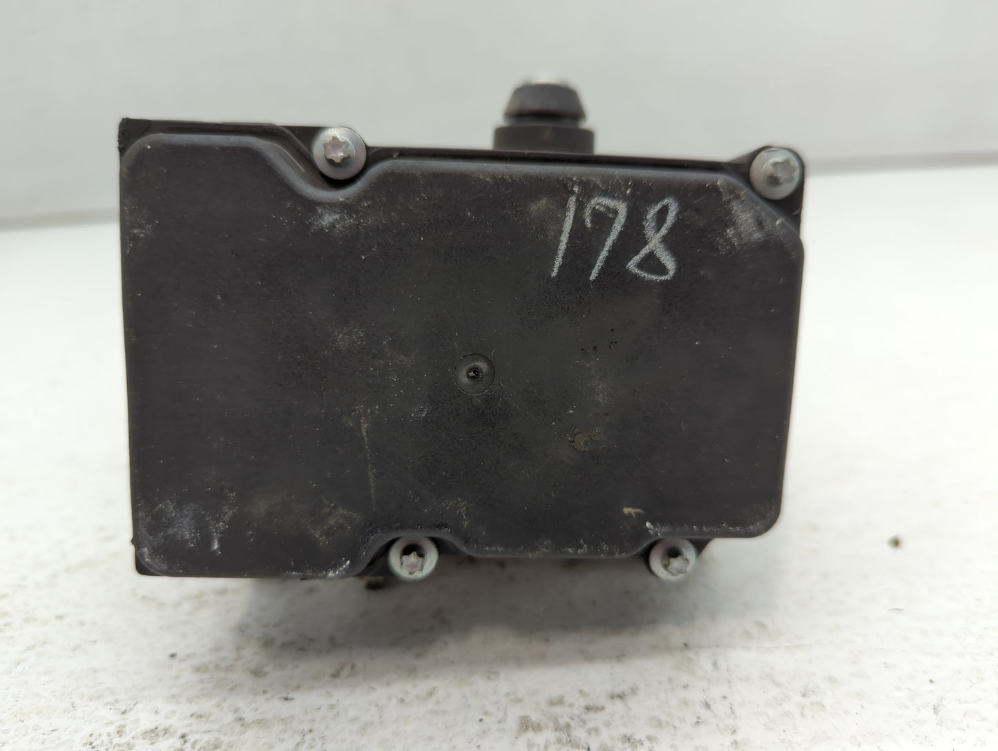 2008-2010 Nissan Altima ABS Pump Control Module Replacement P/N:47660 ZN00B Fits Fits 2008 2009 2010 OEM Used Auto Parts - O