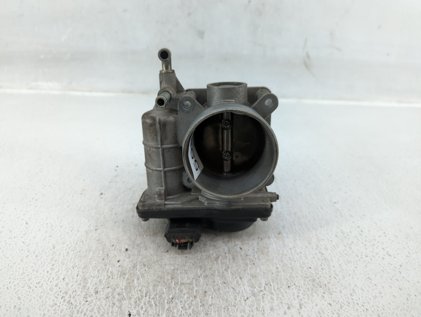 2007-2013 Nissan Altima Throttle Body Fits Fits 2007 2008 2009 2010 2011 2012 2013 OEM Used Auto Parts - Oemusedautoparts1.c