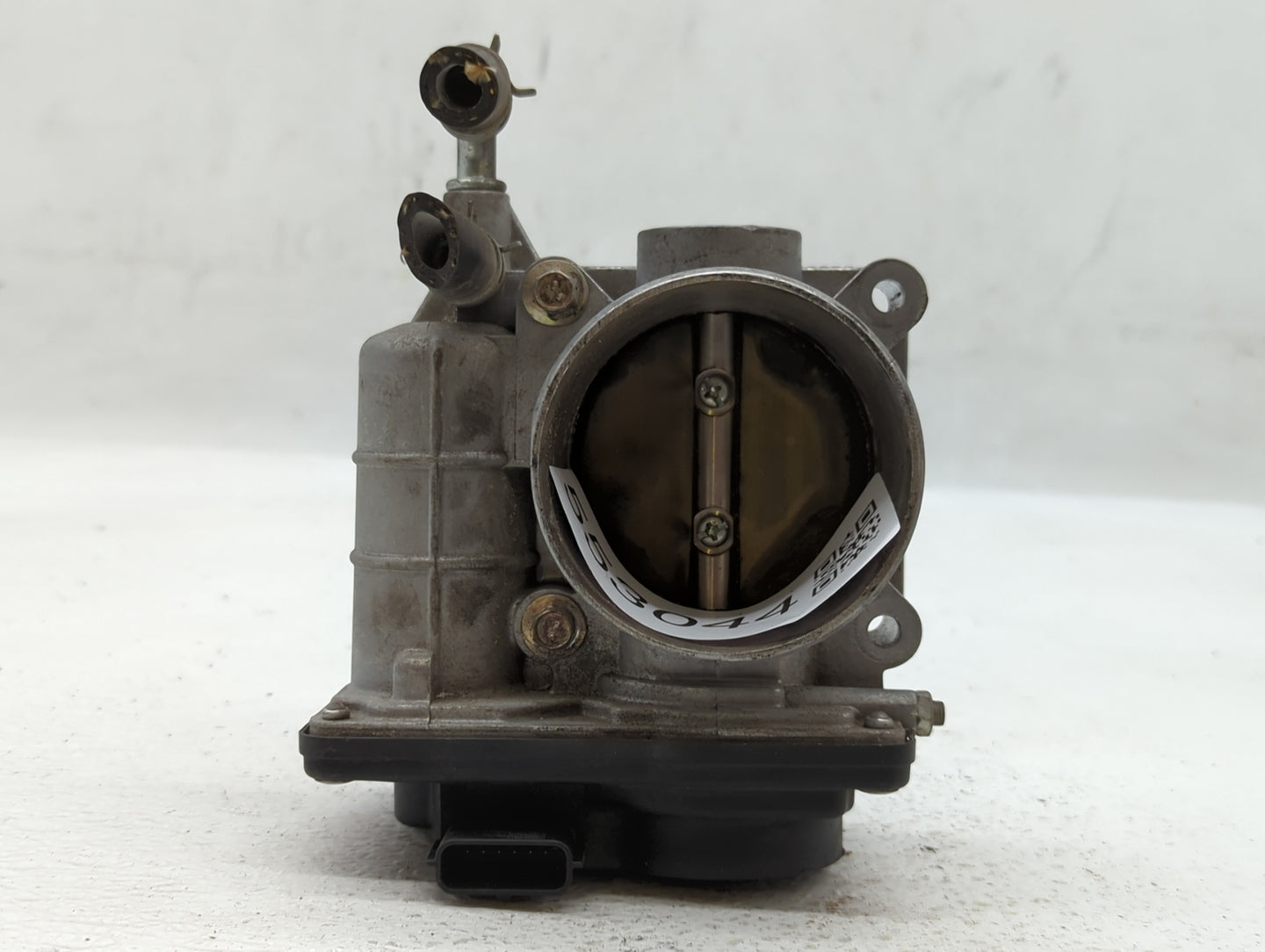 2007-2013 Nissan Altima Throttle Body Fits Fits 2007 2008 2009 2010 2011 2012 2013 OEM Used Auto Parts - Oemusedautoparts1.c