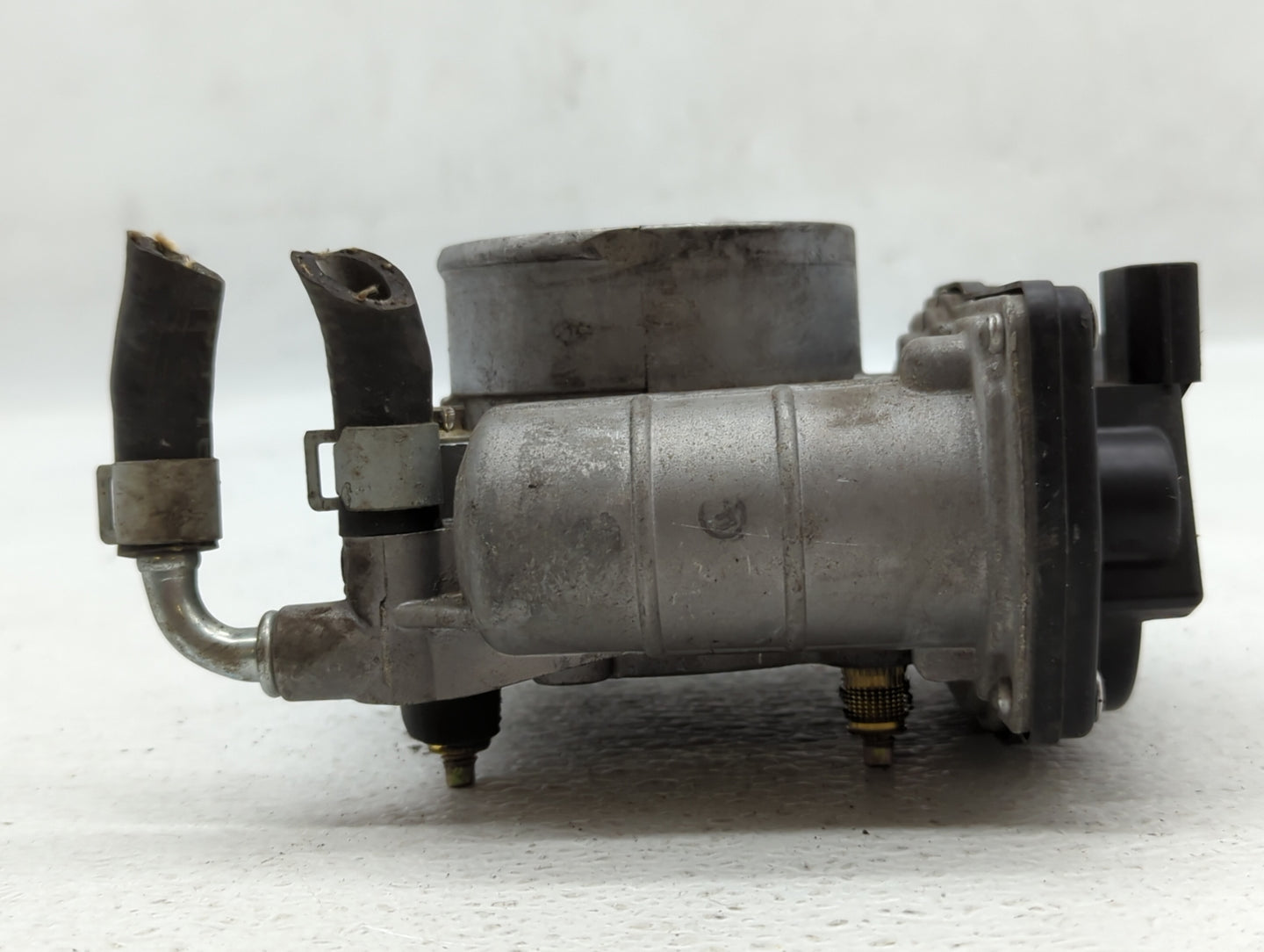 2007-2013 Nissan Altima Throttle Body Fits Fits 2007 2008 2009 2010 2011 2012 2013 OEM Used Auto Parts - Oemusedautoparts1.c