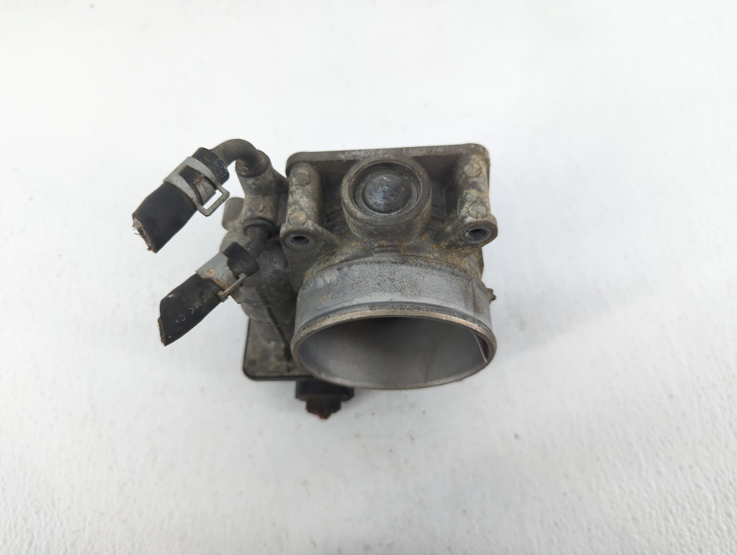 2007-2014 Nissan Altima Throttle Body P/N:RME70-11 Fits Fits 2007 2008 2009 2010 2011 2012 2013 2014 OEM Used Auto Parts - O