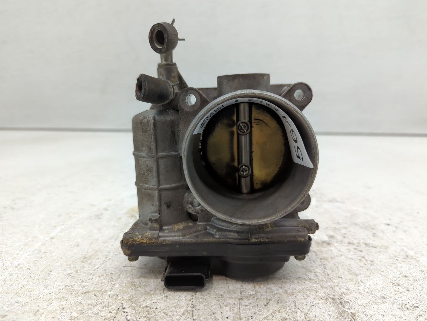 2007-2013 Nissan Altima Throttle Body P/N:526-01 Fits Fits 2007 2008 2009 2010 2011 2012 2013 OEM Used Auto Parts - Oemuseda
