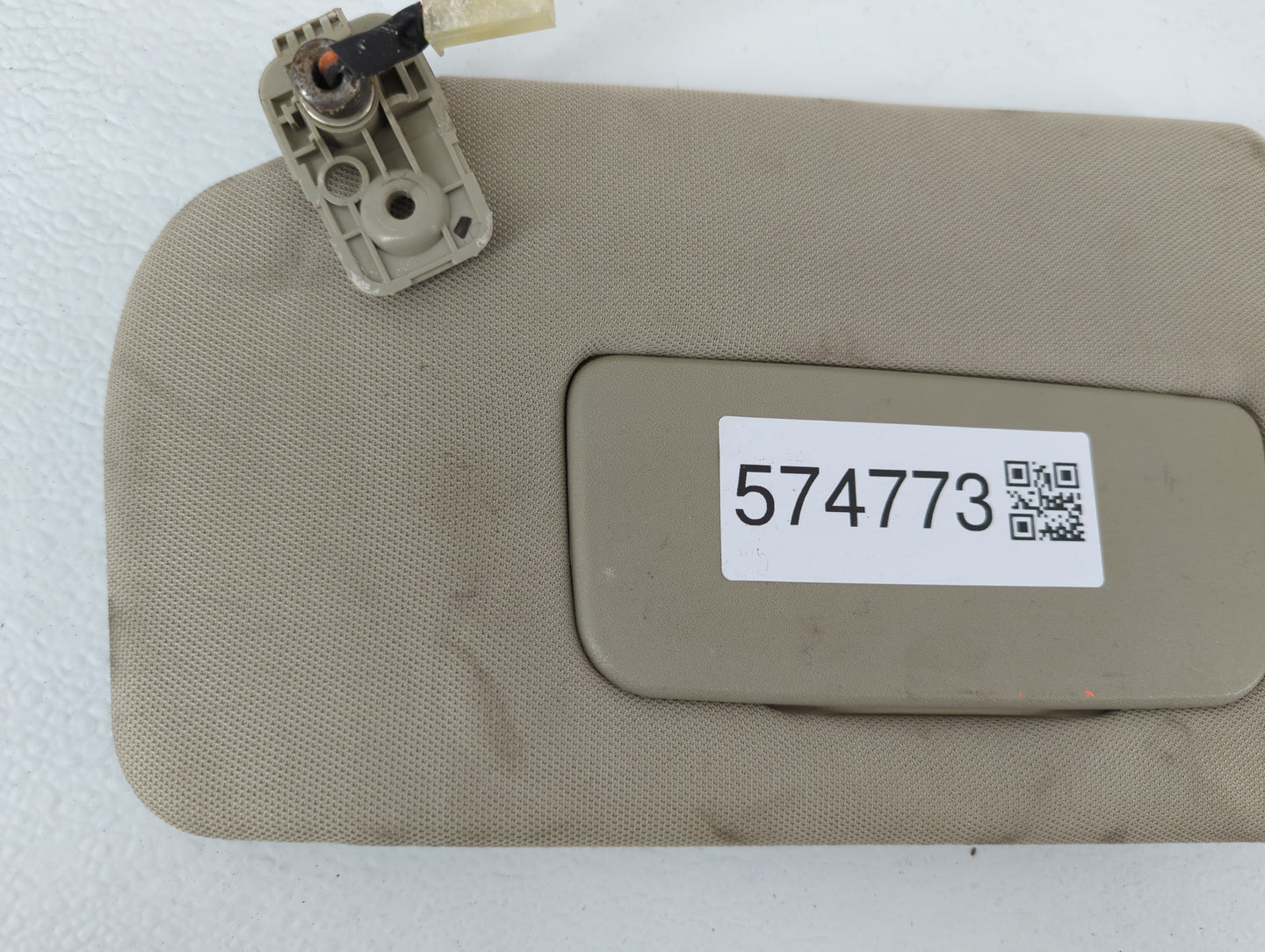 2007-2008 Nissan Altima Sun Visor Shade Replacement Passenger Right Mirror Fits Fits 2007 2008 OEM Used Auto Parts - Oemused