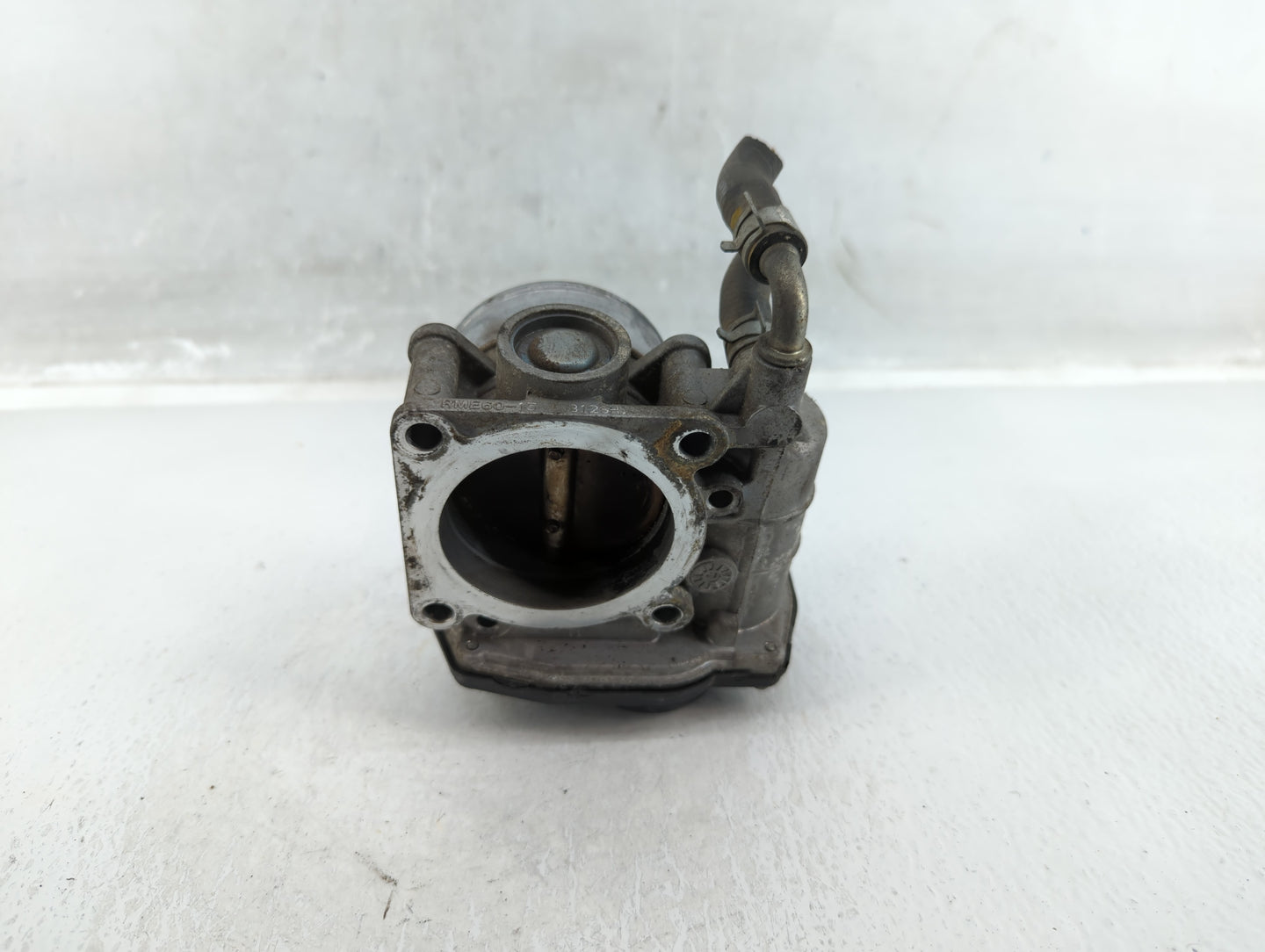 2007-2013 Nissan Altima Throttle Body P/N:RME60-15 Fits Fits 2007 2008 2009 2010 2011 2012 2013 OEM Used Auto Parts - Oemuse