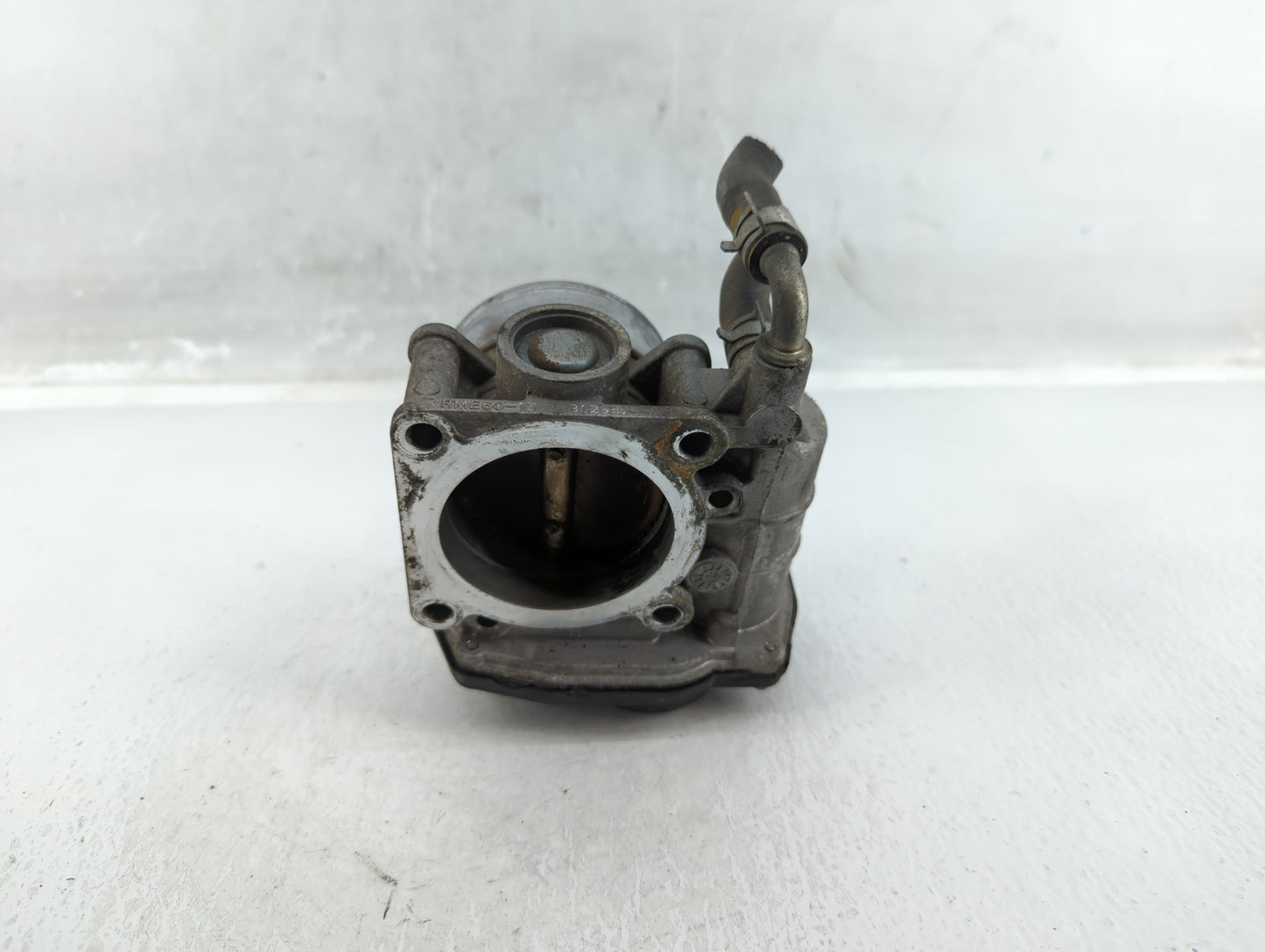 2007-2013 Nissan Altima Throttle Body P/N:RME60-15 Fits Fits 2007 2008 2009 2010 2011 2012 2013 OEM Used Auto Parts - Oemuse