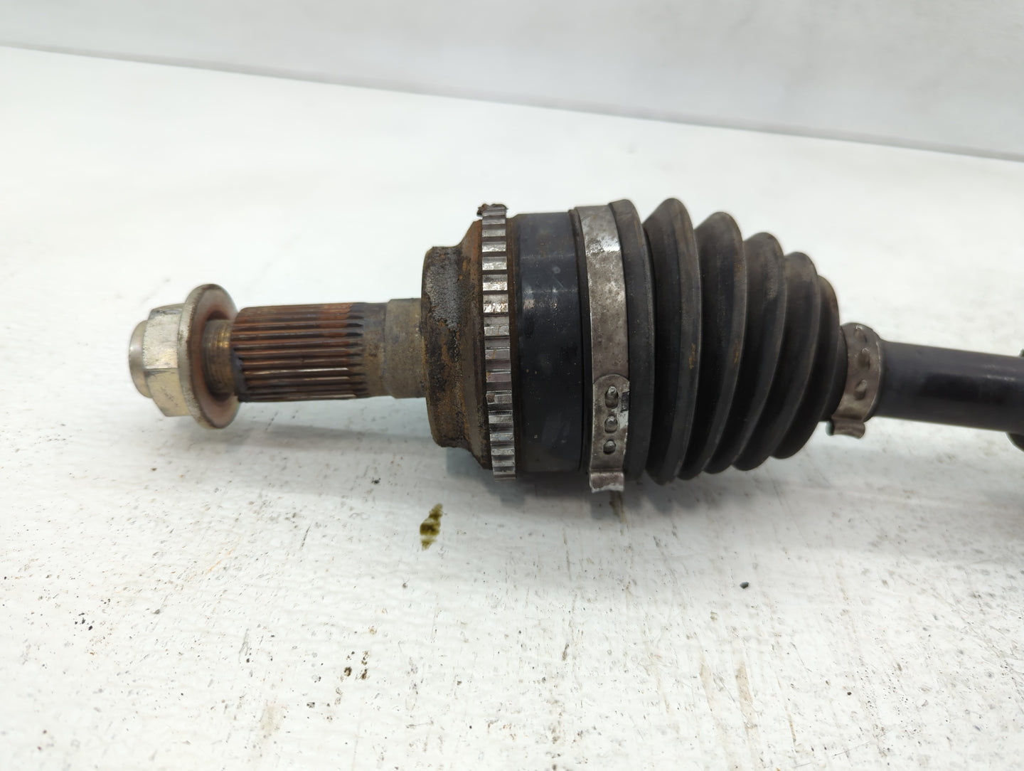 2007-2013 Nissan Altima Axle Shaft Front Driver Cv C/v - Oemusedautoparts1.com