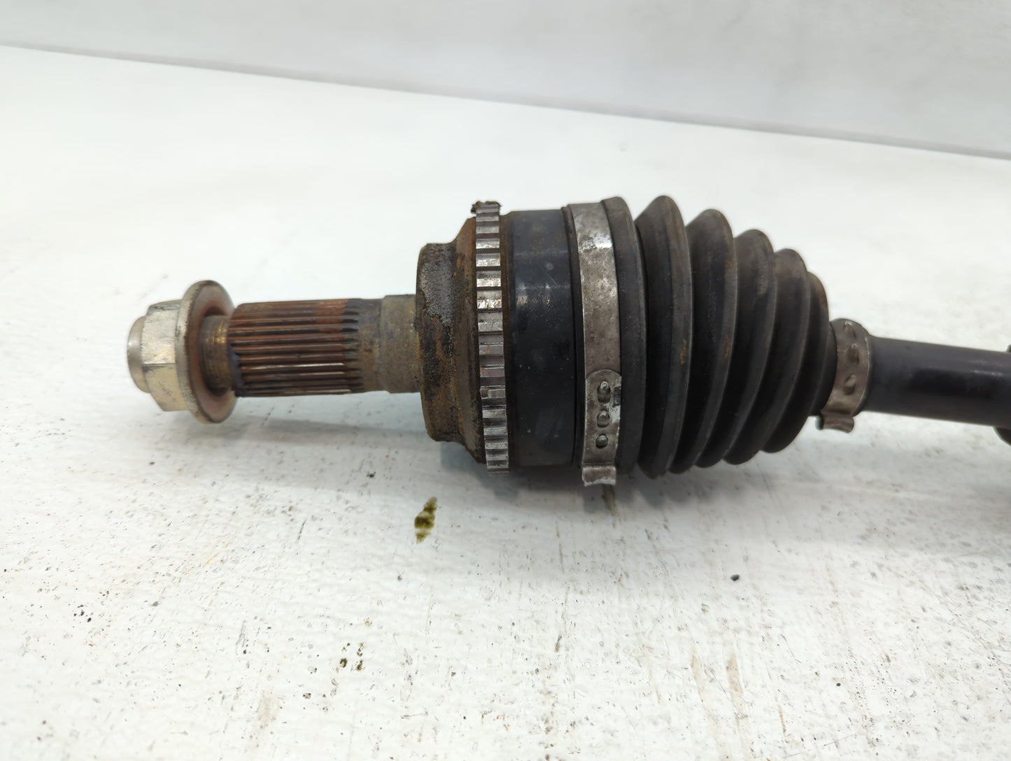 2007-2013 Nissan Altima Axle Shaft Front Driver Cv C/v - Oemusedautoparts1.com