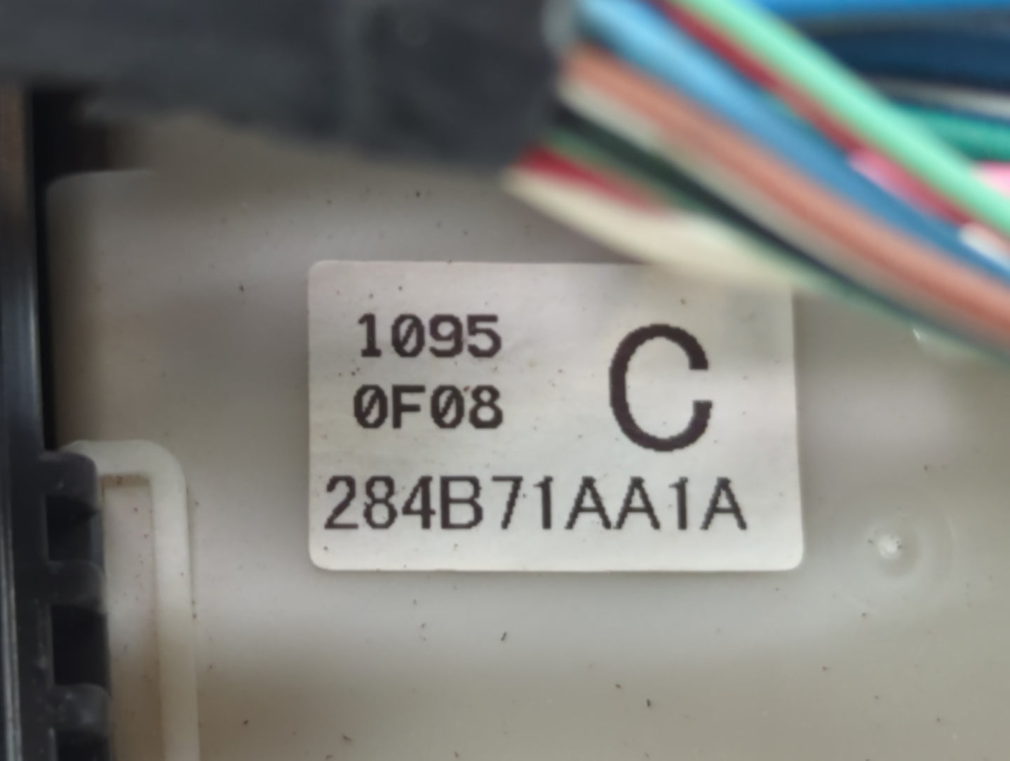 2008-2010 Nissan Altima Fusebox Fuse Box Panel Relay Module P/N:284B71AA0A Fits Fits 2008 2009 2010 OEM Used Auto Parts - Oe