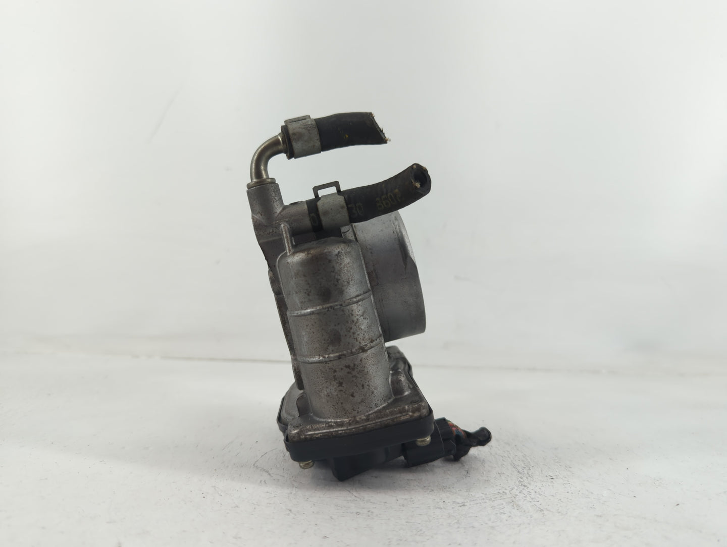 2007-2013 Nissan Altima Throttle Body P/N:526-01 Fits Fits 2007 2008 2009 2010 2011 2012 2013 OEM Used Auto Parts - Oemuseda
