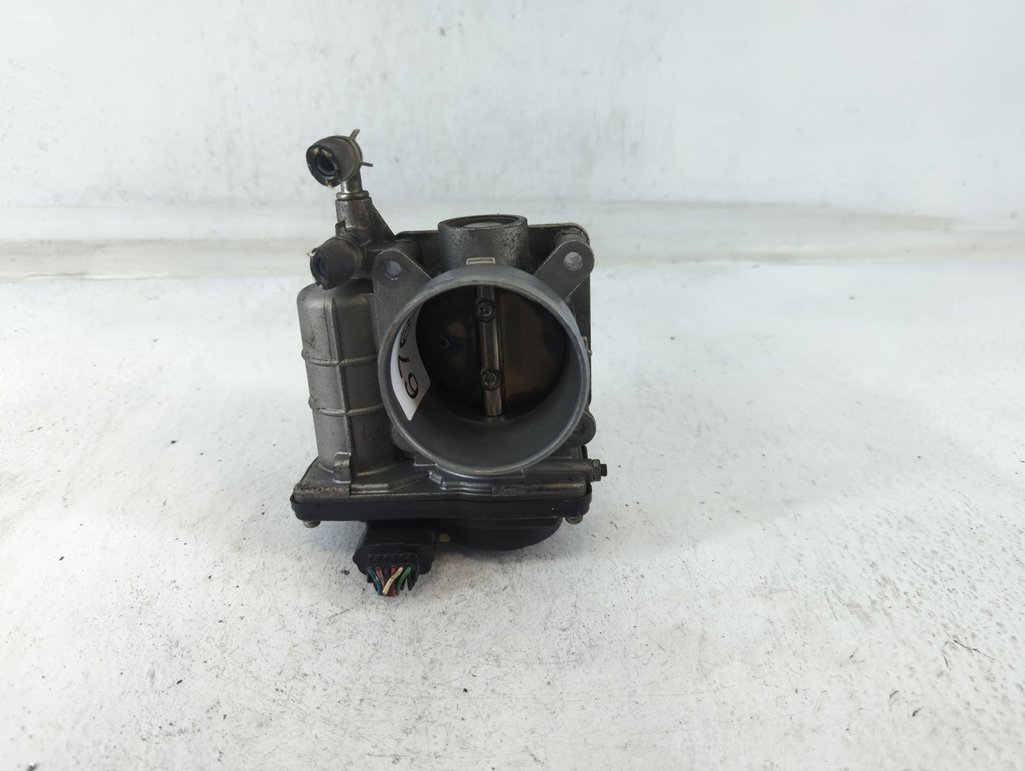 2007-2013 Nissan Altima Throttle Body P/N:RME60-15 Fits Fits 2007 2008 2009 2010 2011 2012 2013 OEM Used Auto Parts - Oemuse